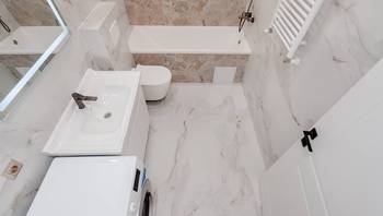 https://images.proimobil.md/WI6qEiBonNRxAPRZO50k9TAOeEEj__UpadpbqXocjsk/resize:fill:350:198:1/gravity:ce/bG9jYWw6Ly8vZXN0YXRlL2xyL2JmY2E1NzVhLWI1M2MtNGRmZS1iMTcyLWY1NzFkYjg4M2NkZS5qcGVn
