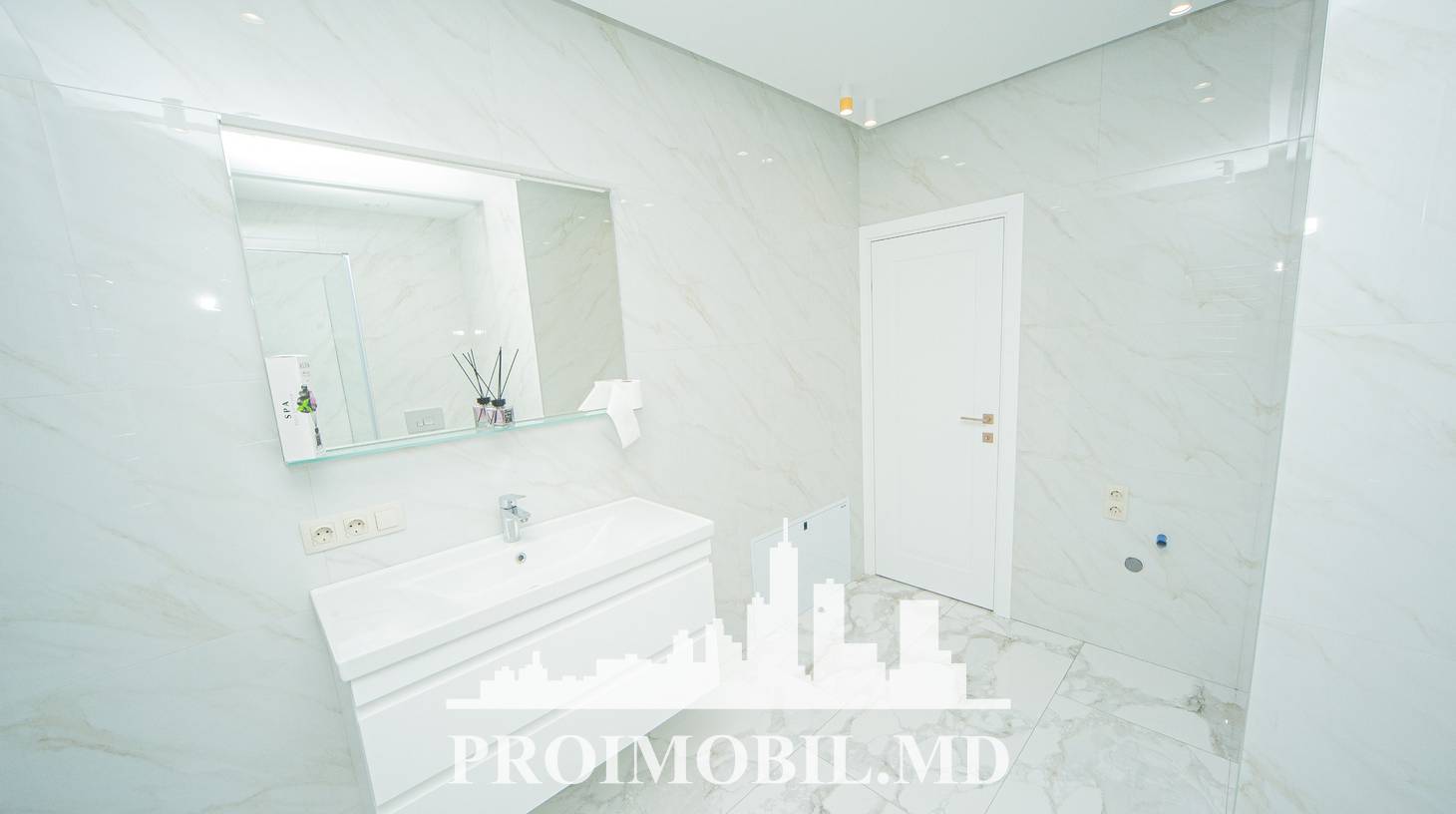 https://images.proimobil.md/WITPO9WGkAeYGH3eknnpnHSf2con4bDr6advv4y8Gfs/watermark:0.75:so:0:30:0.39/resize:fill:1460:816:1/gravity:ce/bG9jYWw6Ly8vZXN0YXRlL2xyL2FkNWIxY2RlLTlmNDQtNDc1OC05NGZmLTRkZjJiZjlkOWUwYy5qcGVn