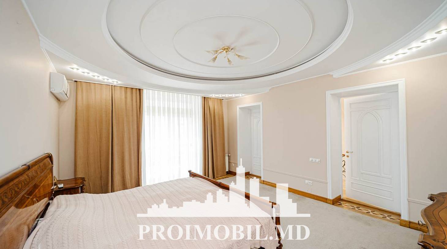 https://images.proimobil.md/WN-GdYLLMIX_JxIIU6RcQ0vj0ruKRJLDsCBTJUAObkM/watermark:0.75:so:0:30:0.39/resize:fill:1460:816:1/gravity:ce/bG9jYWw6Ly8vZXN0YXRlL2xyLzBlZTZkODQwLTQ2OGEtNGVjOC04NmE4LTVmZGY4OWY5ZDYxZi5qcGVn