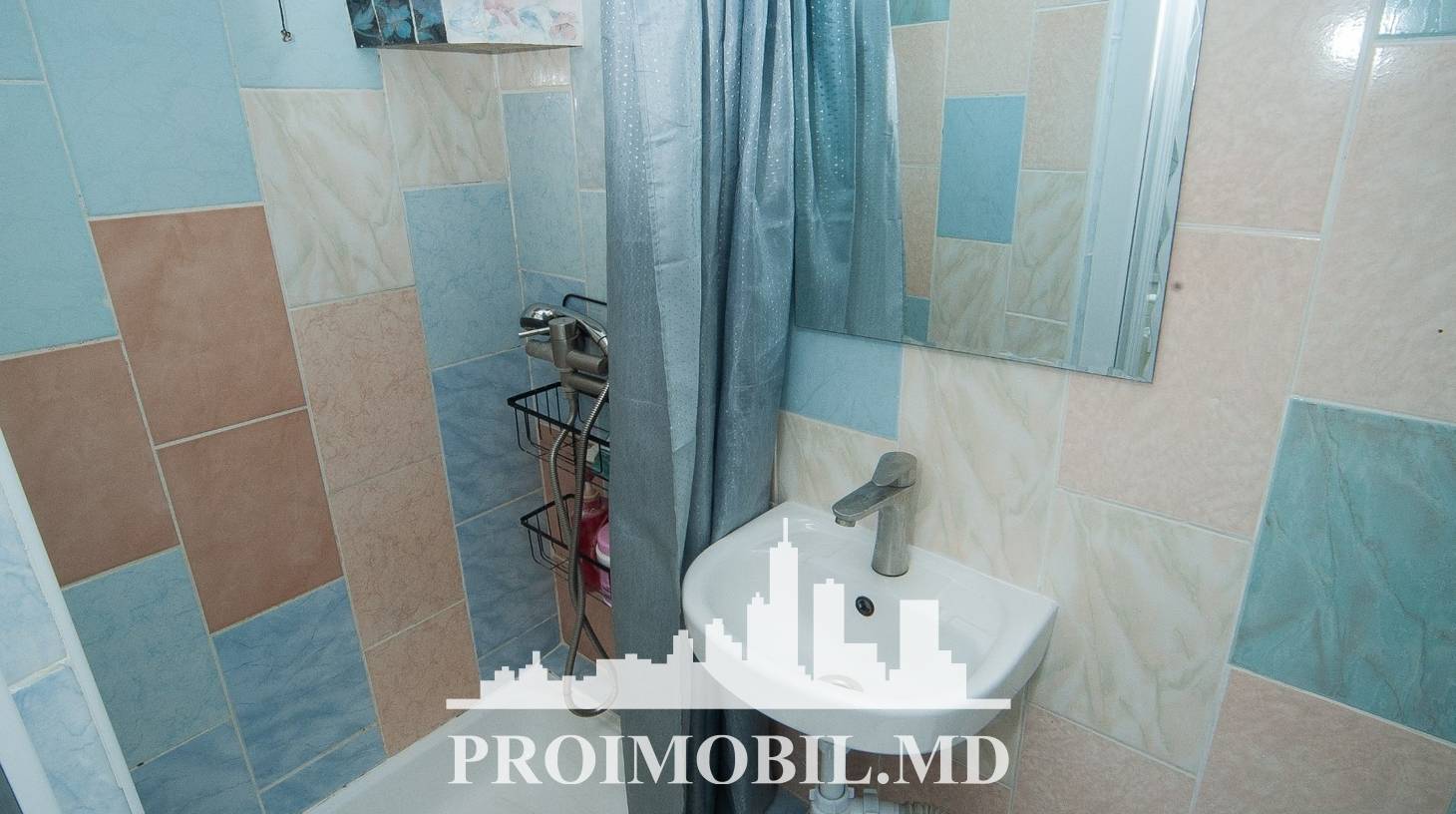 https://images.proimobil.md/WP7hIovtbCl56oemDBjDh8QZVwO1GWiKbxhC8d8V0zU/watermark:0.75:so:0:30:0.39/resize:fill:1460:816:1/gravity:ce/bG9jYWw6Ly8vZXN0YXRlL2xyLzA3NTVhNjZkLWFhZTAtNDAxYi04MjgwLTdmYTY5MzAwNjFjOS5qcGVn
