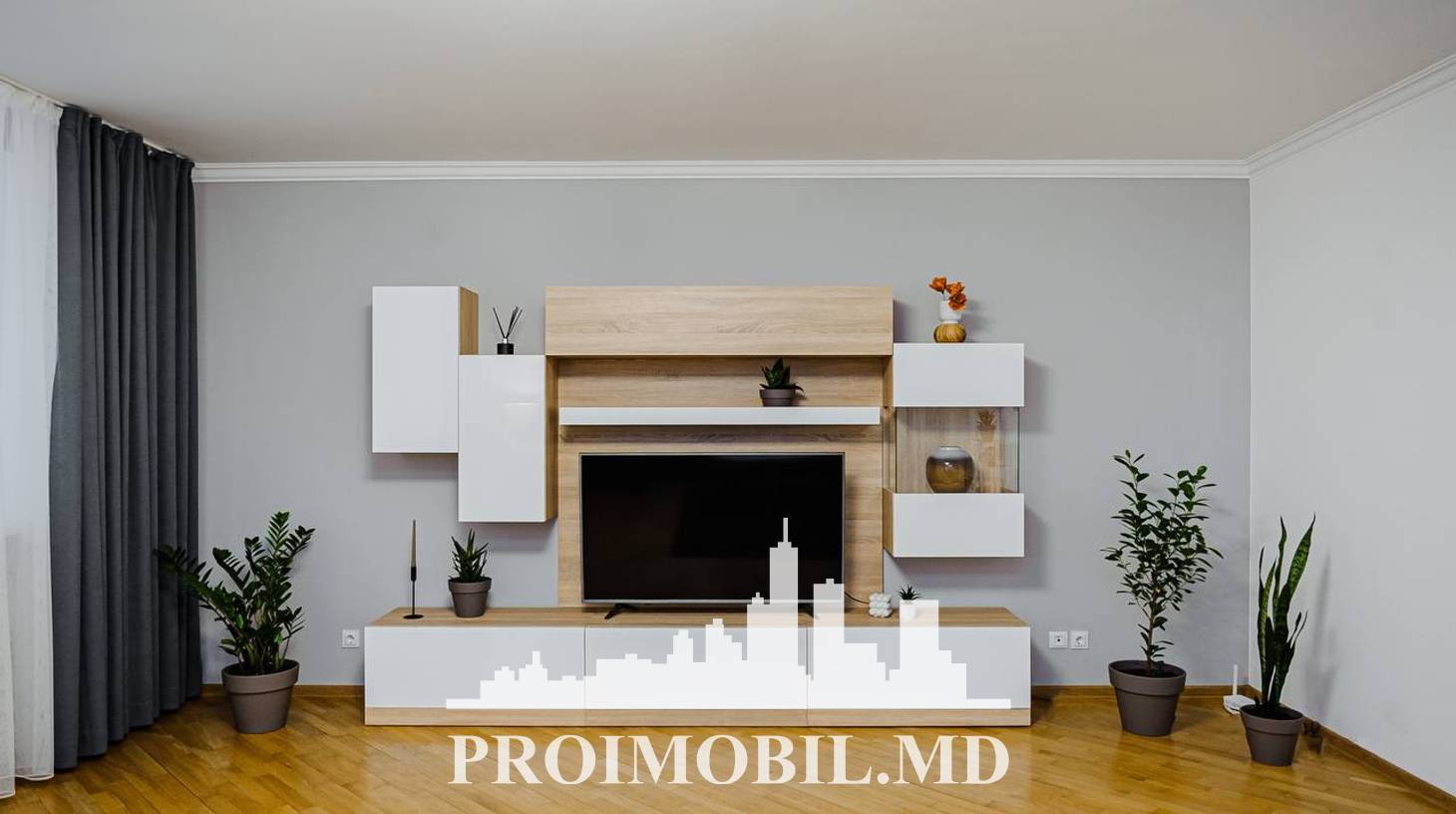 https://images.proimobil.md/WVoMfg8BlGtmcah7mFW2GtJkAe6EP4-pwGSRelKyA3g/watermark:0.75:so:0:30:0.39/resize:fill:1460:816:1/gravity:ce/bG9jYWw6Ly8vZXN0YXRlL2xyL2RmNjY3ZWEwLTU4NTEtNDNlMC1hNWZiLTcwMTljNDE1ZWE4MS5qcGVn