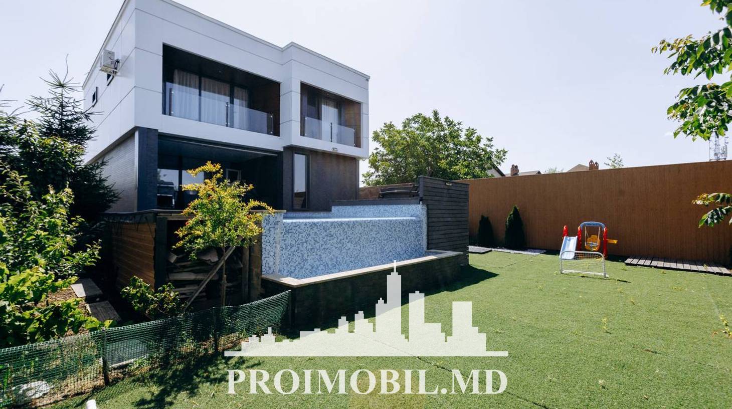 https://images.proimobil.md/WW6Xq5N4VVFfrnwUQ8Dpse6V47Gn6zpsrtC9qNd6M2I/watermark:0.75:so:0:30:0.39/resize:fill:1460:816:1/gravity:ce/bG9jYWw6Ly8vZXN0YXRlL2xyL2VmMTI3ZmNmLTM5MjgtNDI1NS1iZjMwLWFjYmFlYmFjYWRmZC5qcGVn