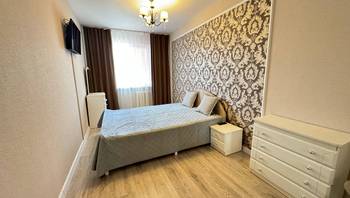 https://images.proimobil.md/WavrYGkmnS8l3KCcbgWe6fdaUmK5NzGNR49puCiYUEU/resize:fill:350:198:1/gravity:ce/bG9jYWw6Ly8vZXN0YXRlL2xyL2IwNDFkODVlLTMxNTQtNDVhMC1hMGZlLTllZjBmMWIzNGNiNy5qcGVn