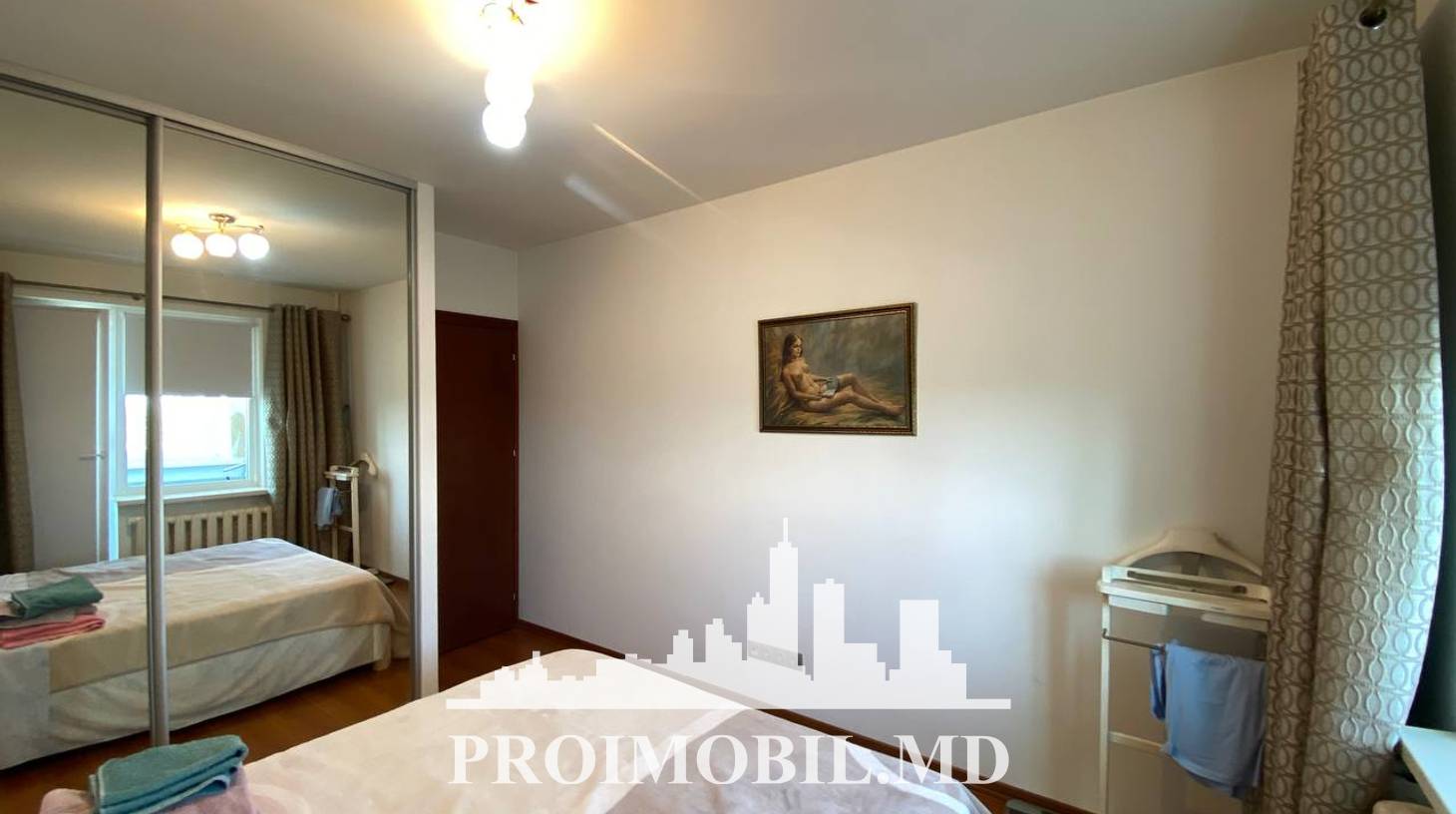 https://images.proimobil.md/Wccc7V3Uhuc1J1V0ugwd98qC0XLxk6lbCIKVGxwXXh0/watermark:0.75:so:0:30:0.39/resize:fill:1460:816:1/gravity:ce/bG9jYWw6Ly8vZXN0YXRlL2xyLzNjNjE1NzU3LTlhNjktNGYwZi1hOWE0LWQ0YTI5NzZhN2FjYy5qcGVn
