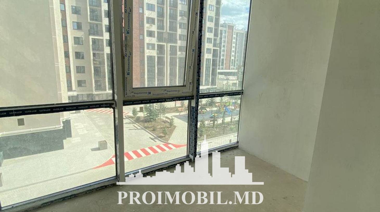 https://images.proimobil.md/Wdg501J3RItlLLQHlcryq-YX915Wuo49tDCh4OebvTY/watermark:0.75:so:0:30:0.39/resize:fill:1460:816:1/gravity:ce/bG9jYWw6Ly8vZXN0YXRlL2xyLzhhNGJmMzFkLTEwM2ItNDcxMy1hM2ZhLWNlNjhjZWI0NzliNC5qcGVn