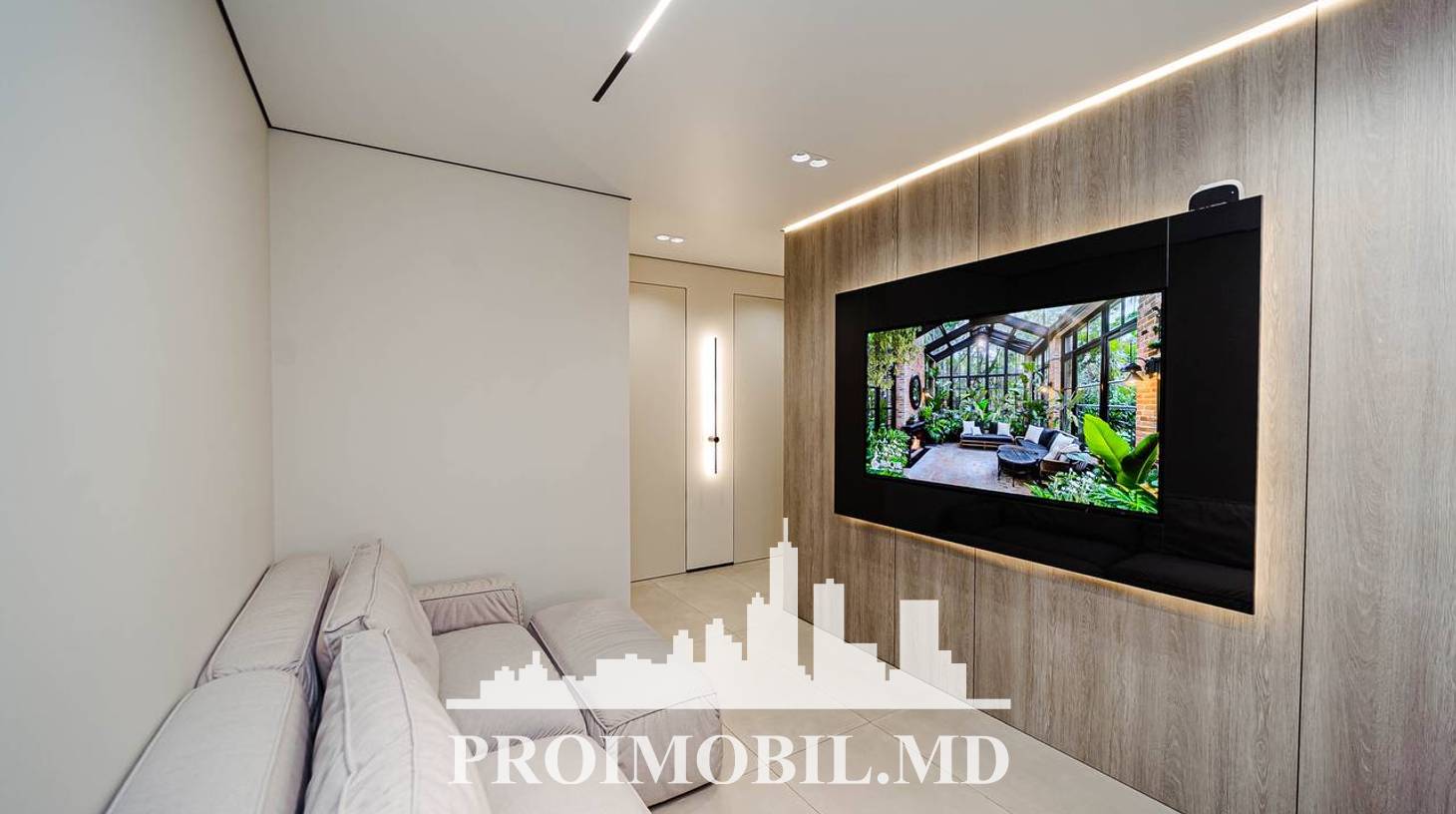 https://images.proimobil.md/WdrUkbtqQBiHyQpght60BDuRiyFUMk1W9Hvp1CtEFj8/watermark:0.75:so:0:30:0.39/resize:fill:1460:816:1/gravity:ce/bG9jYWw6Ly8vZXN0YXRlL2xyLzBlYTVjOWJiLTUxN2YtNDI3Mi04ZWFlLTIwZTNlOTlhMWIzMy5qcGVn