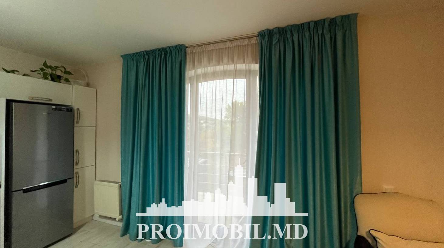 https://images.proimobil.md/WnI0PKWUDyNbAi6ZEJLXNT43iGcLcOrtpBYKuuKTM4E/watermark:0.75:so:0:30:0.39/resize:fill:1460:816:1/gravity:ce/bG9jYWw6Ly8vZXN0YXRlL2xyLzJhZjI5ZTViLWZlZDMtNDQ3Mi1iNGNmLTZiZThjZjMzNTQ5Yy5qcGVn