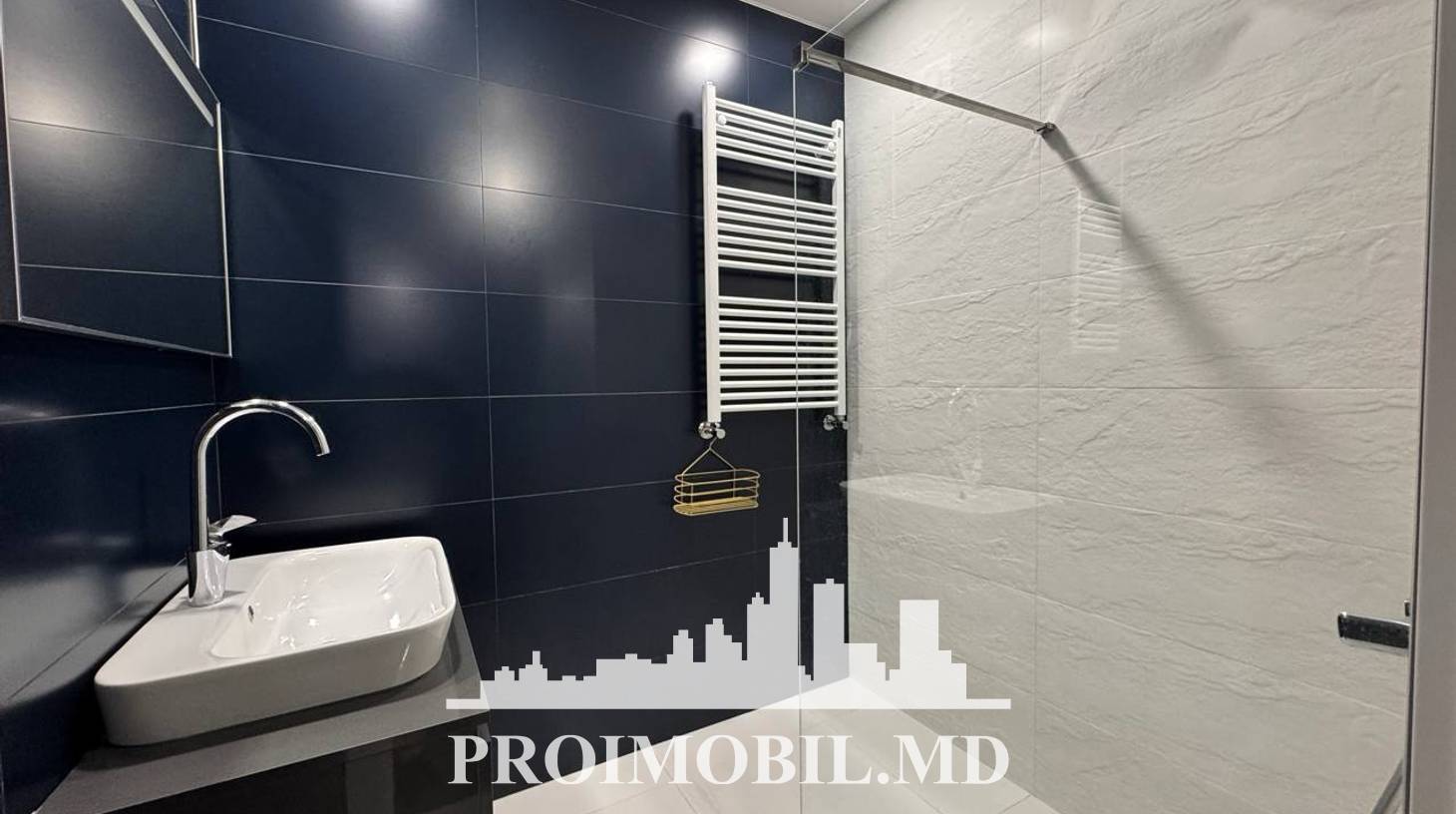 https://images.proimobil.md/WpyK6j76uLpNCto2bSJ6GM6fHAiRKedShifK60mQUjQ/watermark:0.75:so:0:30:0.39/resize:fill:1460:816:1/gravity:ce/bG9jYWw6Ly8vZXN0YXRlL2xyL2YwNjkzYjBkLTIwNjctNDAxZC04YmU4LTMzNDc4MmRiNmM2OC5qcGVn