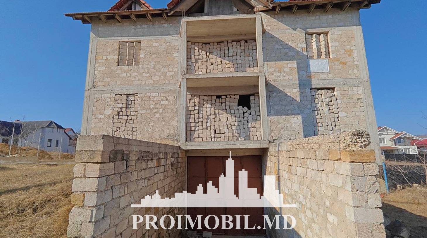 https://images.proimobil.md/Wr3ikXJ_brFoS5l3Yj4WhfJQnq-SMdXVOIiPlqd_bFk/watermark:0.75:so:0:30:0.39/resize:fill:1460:816:1/gravity:ce/bG9jYWw6Ly8vZXN0YXRlL2xyL2RlOTg5YjBlLTI0OGEtNGFkYy1iNjk1LTM1NzdjMGJkNWRmMC5qcGVn