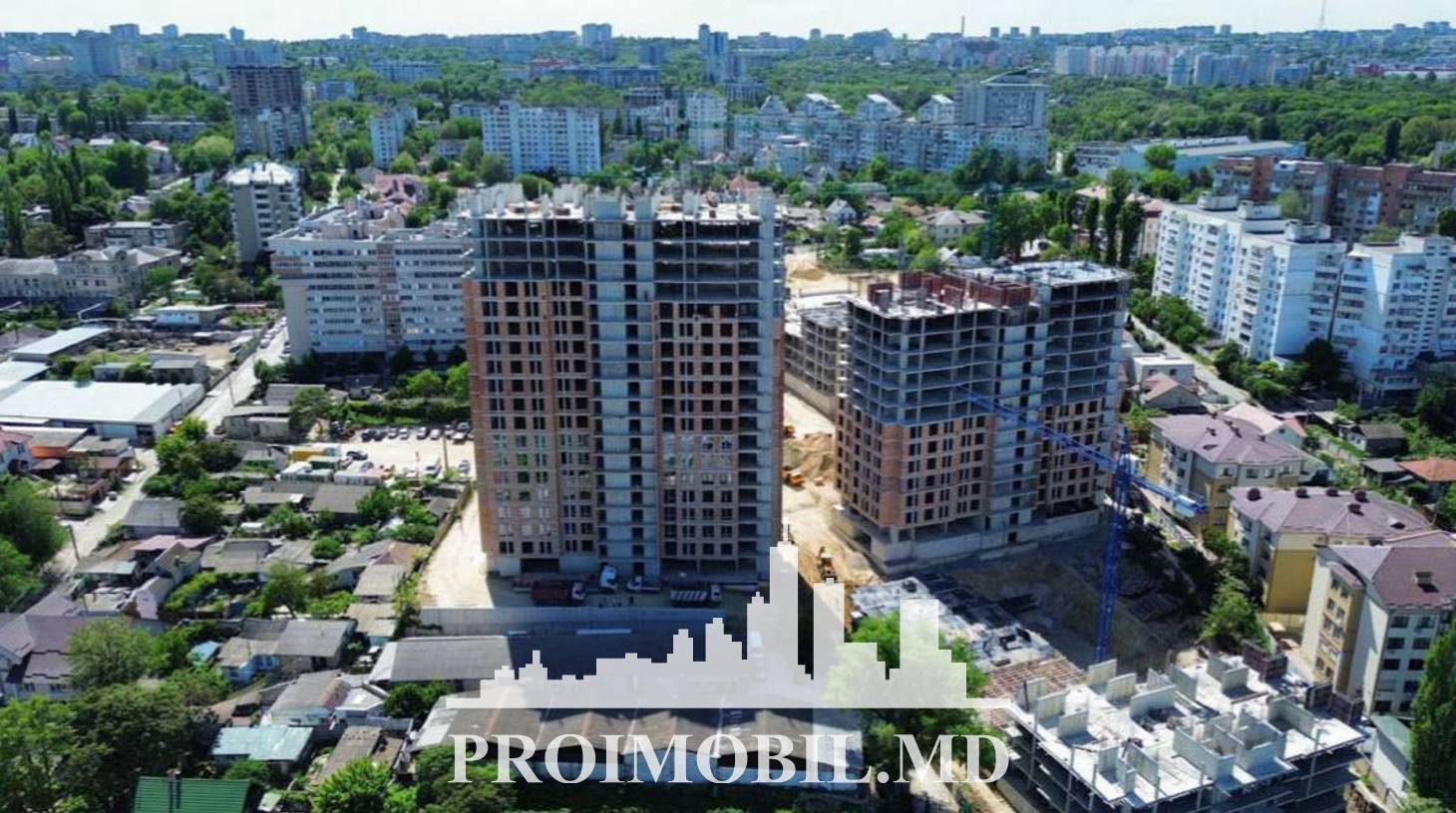 https://images.proimobil.md/WuQrrvm15JT3mgwXr0cMMVghr-kOeLP45nT2rbz5QHk/watermark:0.75:so:0:30:0.39/resize:fill:1460:816:1/gravity:ce/bG9jYWw6Ly8vZXN0YXRlL2xyLzc1NDIwYTQ1LWRiZTQtNGU2Mi1iZDQ0LTQ4OGMwOGVhYzgxNi5qcGVn
