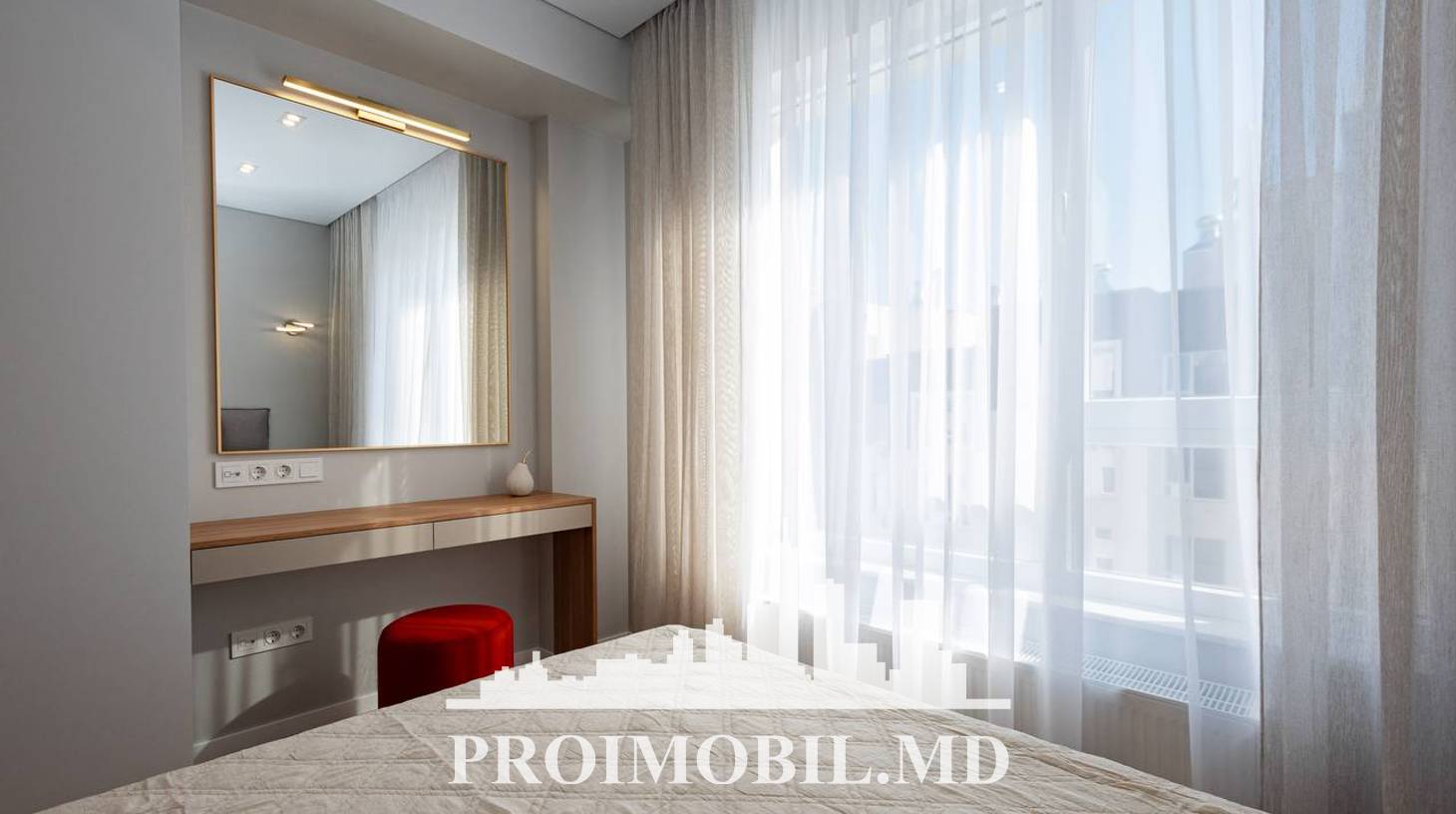 https://images.proimobil.md/Wv_E3KAvCR9zyBr_W9hb62oypk2Qv-n0-uOHG3oj5T8/watermark:0.75:so:0:30:0.39/resize:fill:1460:816:1/gravity:ce/bG9jYWw6Ly8vZXN0YXRlL2xyLzNiM2U0YTFmLWU1ZDgtNGI3OS1hMzJmLTljNTFlZGFkMzFiNi5qcGVn