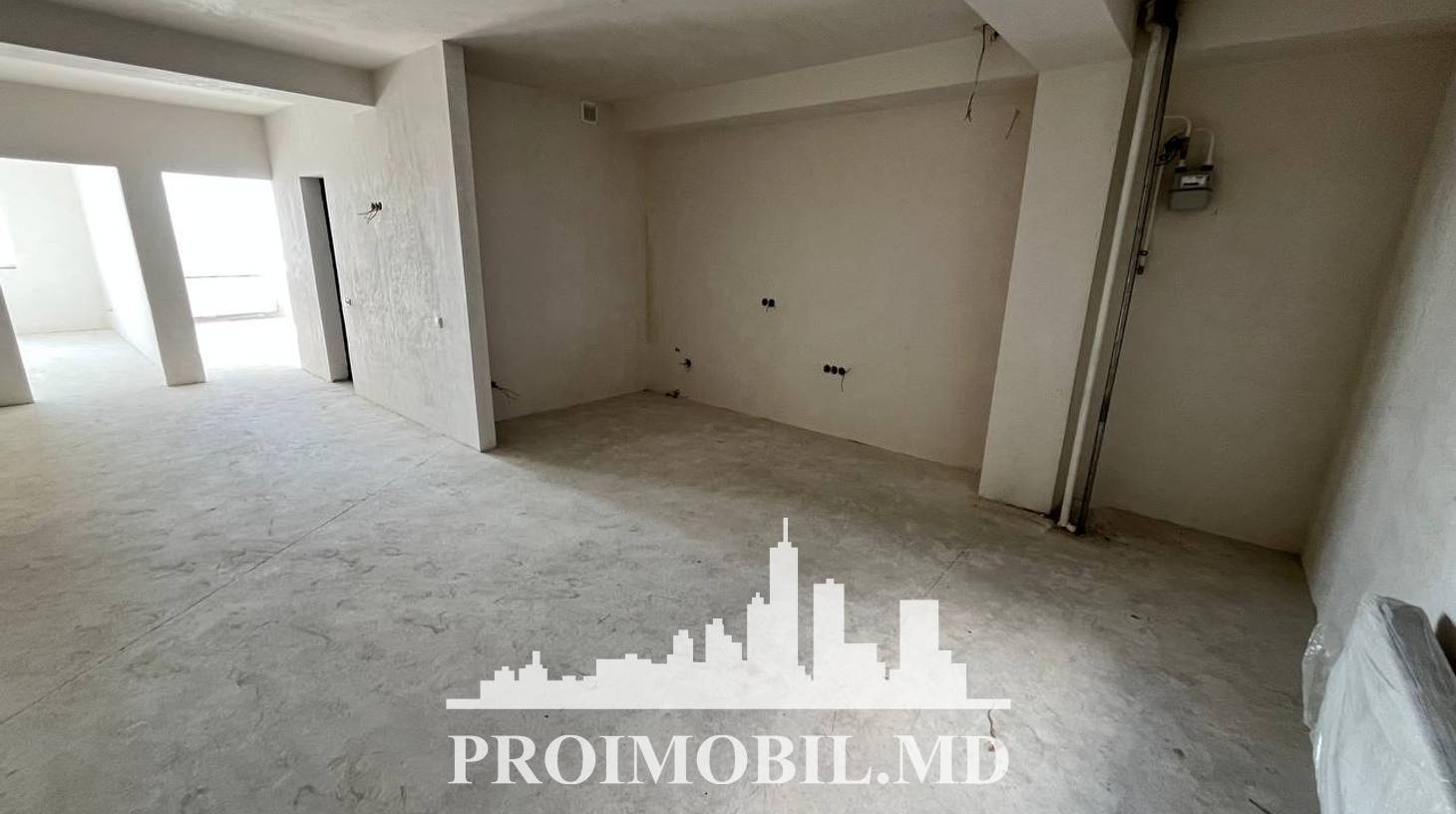 https://images.proimobil.md/WwLLy7_2CEuaLVyqGeVqOioiPUiuzF3WQJyl9lYhkTs/watermark:0.75:so:0:30:0.39/resize:fill:1460:816:1/gravity:ce/bG9jYWw6Ly8vZXN0YXRlL2xyL2M4Yjc1MWY4LWYzOGMtNDU5NS1iOTFmLTZmYWFkMjAxNjFiOC5qcGVn