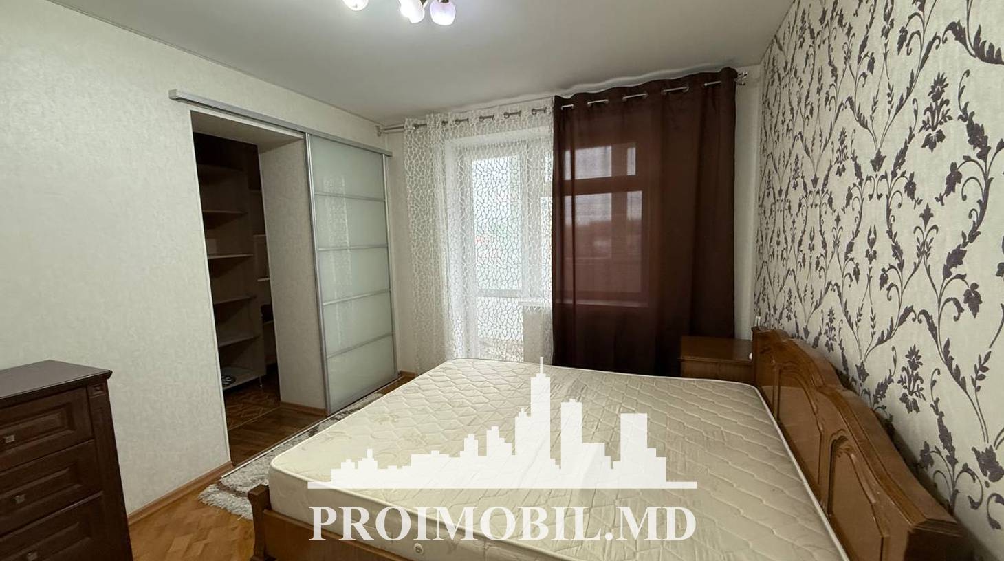 https://images.proimobil.md/X0PkM7s6iVIr-ayp2re9Vj7jufE-0NqVKRvstHsTuQQ/watermark:0.75:so:0:30:0.39/resize:fill:1460:816:1/gravity:ce/bG9jYWw6Ly8vZXN0YXRlL2xyLzZkMGFjNWRmLWFkNGQtNDUxNi04NDU3LWUyZDAxOGQ3NWE0Mi5qcGVn
