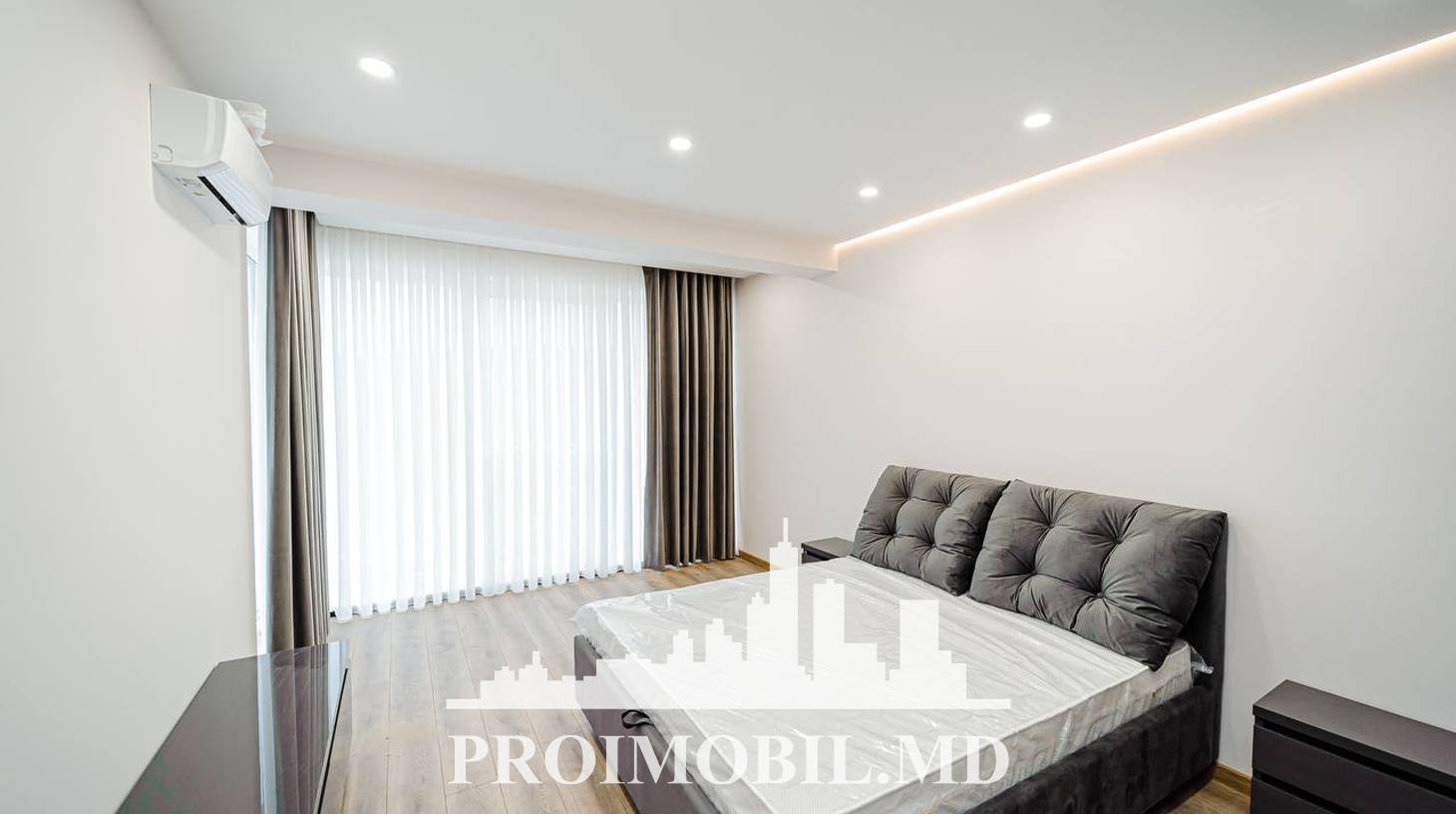 https://images.proimobil.md/X5j1IRVJz7BvgICcVVdqovmOPZ9hOSmh7Icjkgbv3hc/watermark:0.75:so:0:30:0.39/resize:fill:1460:816:1/gravity:ce/bG9jYWw6Ly8vZXN0YXRlL2xyLzQ5NTA1ZTU4LTc5ODEtNDFlZC04NDljLWVhMzAyOGY4ODczZS5qcGVn