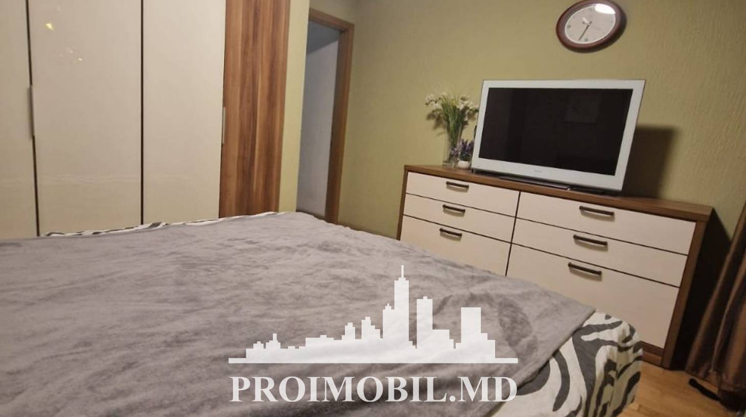 https://images.proimobil.md/X66sRAThj2K6qVQCq3yZrsF7yx7qQe-Z3oXj9ecrczY/watermark:0.75:so:0:30:0.39/resize:fill:1460:816:1/gravity:ce/bG9jYWw6Ly8vZXN0YXRlL2xyL2I2YjZkNGU3LWQ1NWEtNDdmOS1hZjJlLTg0NjUxNzJkYWQ5NS5qcGVn