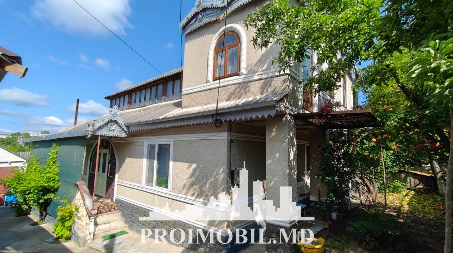 https://images.proimobil.md/X7AEV9fst3R0EnPOOeIdkQLZY2tdnxTgYml4Y_kC89c/watermark:0.75:so:0:30:0.39/resize:fill:1460:816:1/gravity:ce/bG9jYWw6Ly8vZXN0YXRlL2xyL2EyOWEzOTQ0LTU0NmUtNDJkMi05YWZmLTNlZjNhNjU4MGZlZC5qcGVn