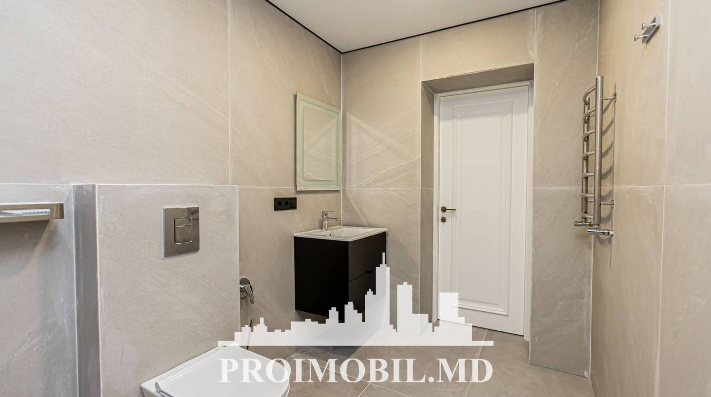 https://images.proimobil.md/X9Qv7HirOsqwnIUij98KhjoTiN9gL83X7gEhQK3PPHA/watermark:0.75:so:0:30:0.39/resize:fill:1460:816:1/gravity:ce/bG9jYWw6Ly8vZXN0YXRlL2xyLzNlMjY4ZGRiLTMxODgtNDgzOC1iOWQwLTIyYWM0ODdiYTFhMy5qcGVn