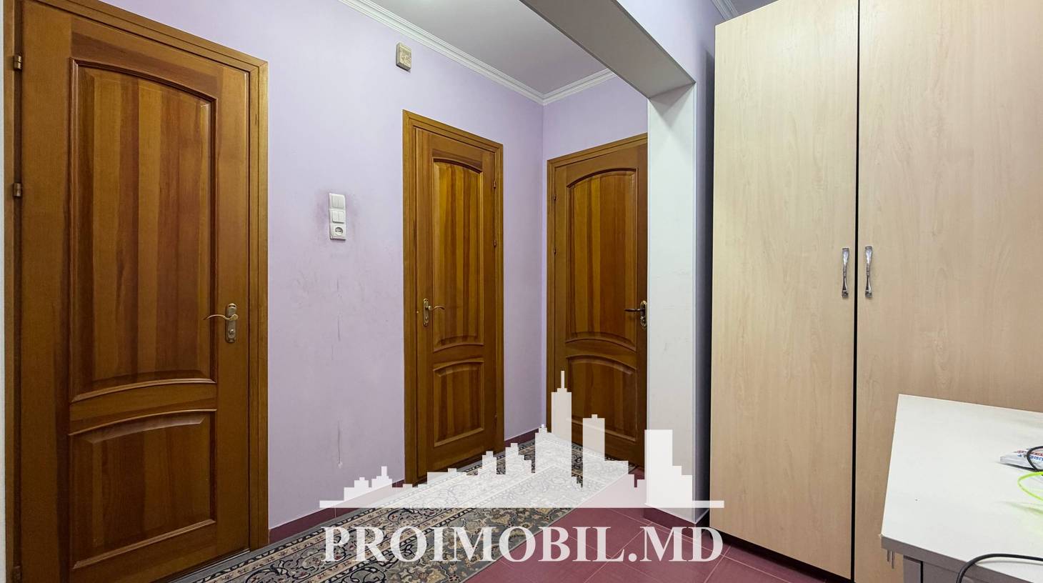 https://images.proimobil.md/XCRDteOUY6dsILE3dOUllau0s2ISxGZt_HhuOOxSjT0/watermark:0.75:so:0:30:0.39/resize:fill:1460:816:1/gravity:ce/bG9jYWw6Ly8vZXN0YXRlL2xyLzcyZmE1NDA4LWY2MjYtNGMzMC1iZDdjLTA1ZDM1Mzg3YmM1MC5qcGVn