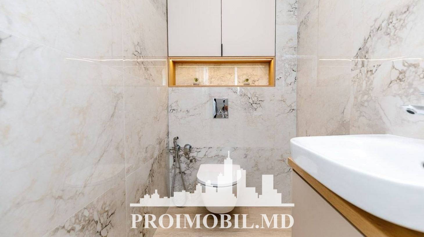 https://images.proimobil.md/XHdfC8fSW4uQM9KetMMVjvjvDNBZebbRPs6pQZx-HdY/watermark:0.75:so:0:30:0.39/resize:fill:1460:816:1/gravity:ce/bG9jYWw6Ly8vZXN0YXRlL2xyLzE4ZTI0ODdmLTc5NmMtNGYzYi1iYmMyLWU4MWVkOWQwMDI1Ni5qcGVn