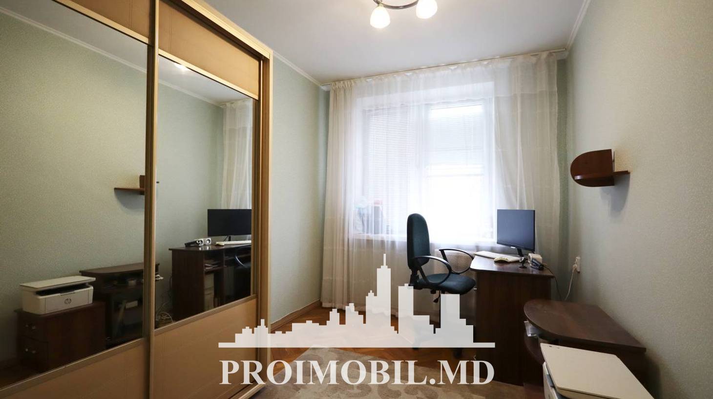 https://images.proimobil.md/XNb0L5Wj2PMr88C2mbfvgt1jLOdGF446NNLLQF9ri_A/watermark:0.75:so:0:30:0.39/resize:fill:1460:816:1/gravity:ce/bG9jYWw6Ly8vZXN0YXRlL2xyL2E2OGU4YjVlLWRlMWYtNDY1ZC04NTc5LWI4ZGIyNzNlMGRjYi5qcGVn