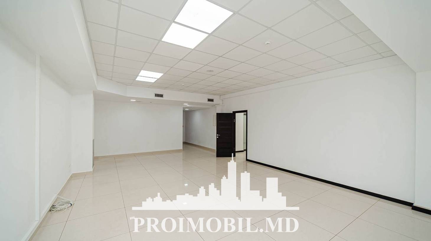 https://images.proimobil.md/XPKs4OHpkgrLGoJ5xamJ7kuQdDcO_igevOPAC-B3WwY/watermark:0.75:so:0:30:0.39/resize:fill:1460:816:1/gravity:ce/bG9jYWw6Ly8vZXN0YXRlL2xyLzllOWU5MzIwLWRjNDQtNDliMC1iZDU4LTVmZjA1Y2IzMGMzZi5qcGVn