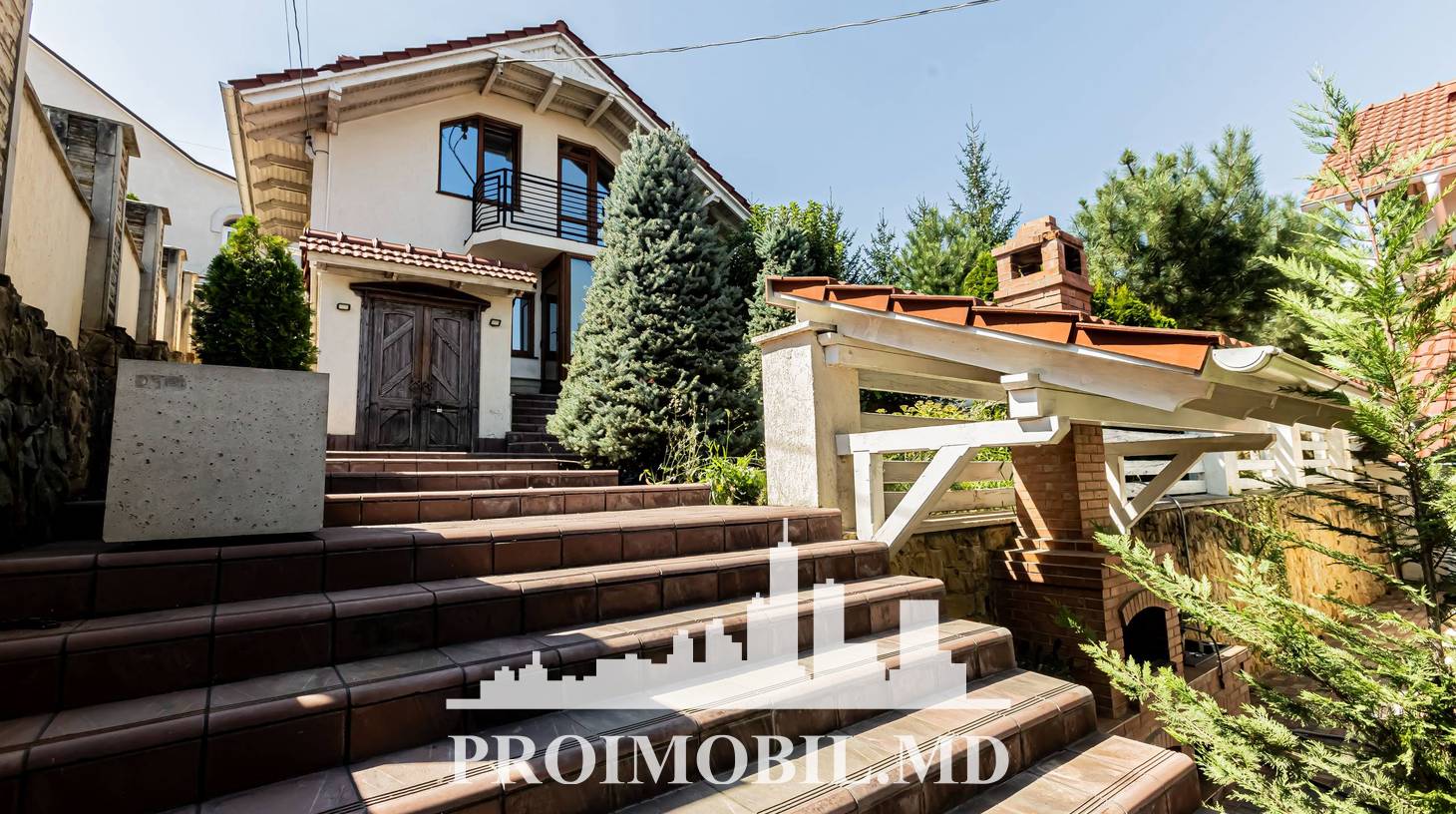 https://images.proimobil.md/XQi_27WpiXV2m2mn-BUNHZAS5lm9UnG-dRK-_Mzb3aE/watermark:0.75:so:0:30:0.39/resize:fill:1460:816:1/gravity:ce/bG9jYWw6Ly8vZXN0YXRlL2xyLzFhMTdjOWUyLWQ3MWQtNGRhOC1hMWU4LWQ3NjFhZDU1ODI3ZC5qcGVn