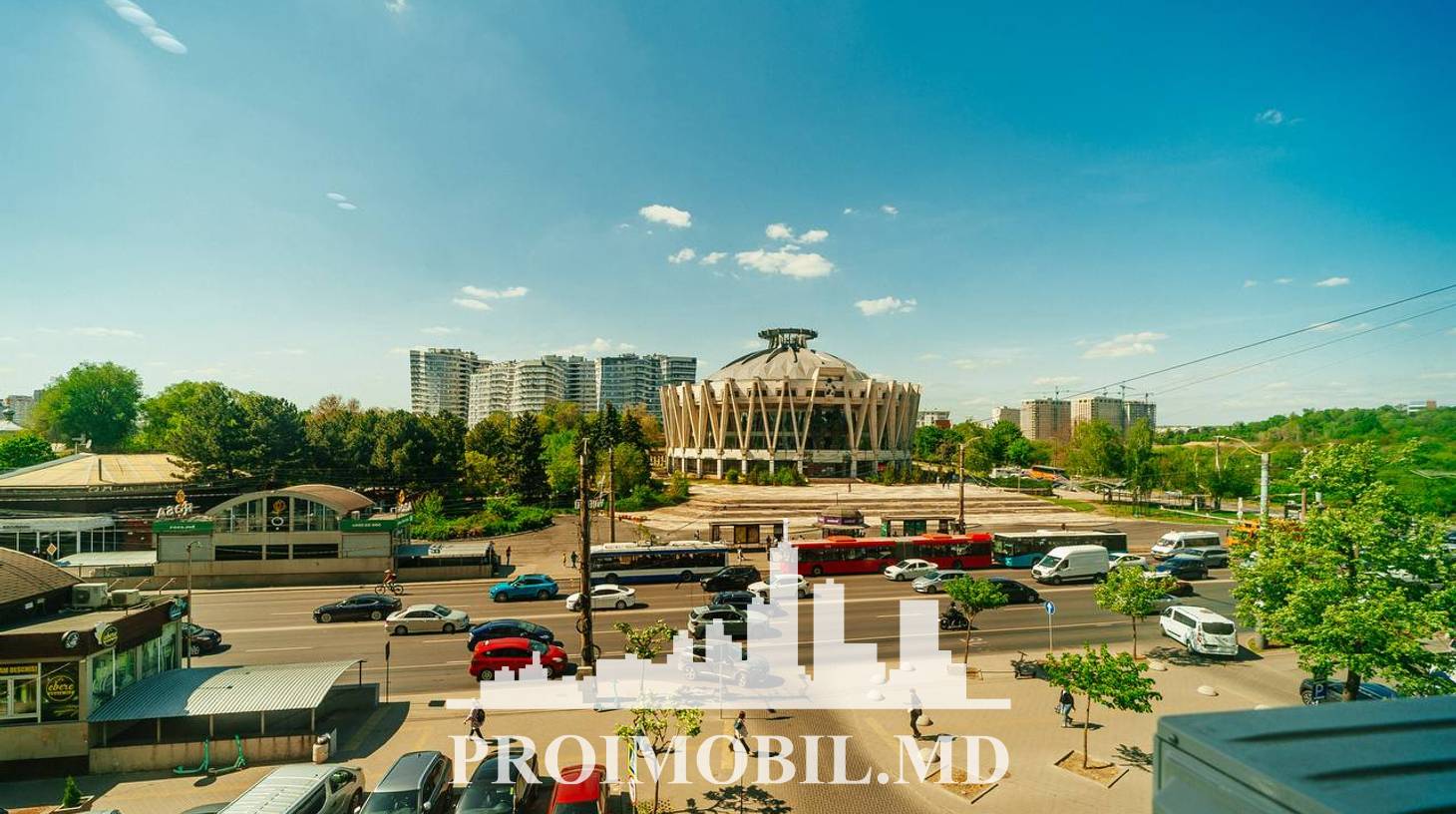 https://images.proimobil.md/XS4BQpCQ5zWKUt0pxdZsbNccAChMupzUXQu7I7g_Yqg/watermark:0.75:so:0:30:0.39/resize:fill:1460:816:1/gravity:ce/bG9jYWw6Ly8vZXN0YXRlL2xyLzlkMzNmZTcyLWMwZTktNGEwOC1hNjY5LTA5MDdlMmMyN2E1Mi5qcGVn