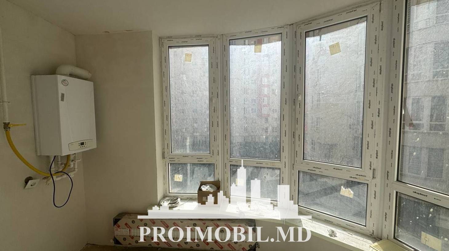 https://images.proimobil.md/XTpGpzt7TLg-5R0o9TjrkGql49qeppq9h-T1mvQ9-Pg/watermark:0.75:so:0:30:0.39/resize:fill:1460:816:1/gravity:ce/bG9jYWw6Ly8vZXN0YXRlL2xyLzJkYzY4MDBkLThlNzctNDYxOC05NWEzLWI5MjAyNTExNWZmYy5qcGVn