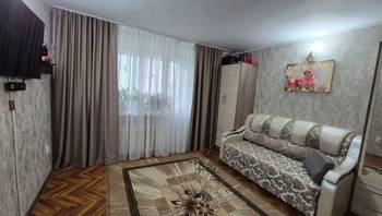 https://images.proimobil.md/XV-LTtEO9tvqwEVcKIGc-CEJAflFzkY6hBTA_ZZc7TI/resize:fill:350:198:1/gravity:ce/bG9jYWw6Ly8vZXN0YXRlL2xyLzc4MTBhYjRlLWNjNTMtNGIxMy05N2VkLTI3NDI1YTFhOGRmOS5qcGVn