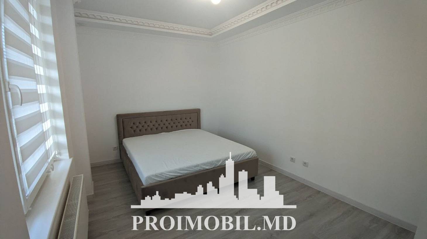 https://images.proimobil.md/XXgeKBe4JRDbiv45m4JPtOC5hVSU0v_Ui0vRoDXM7Tc/watermark:0.75:so:0:30:0.39/resize:fill:1460:816:1/gravity:ce/bG9jYWw6Ly8vZXN0YXRlL2xyLzcwMTc2MDA4LTQxYzUtNGE1YS05OTZlLTNjMGFhMzM5NWUzOS5qcGVn