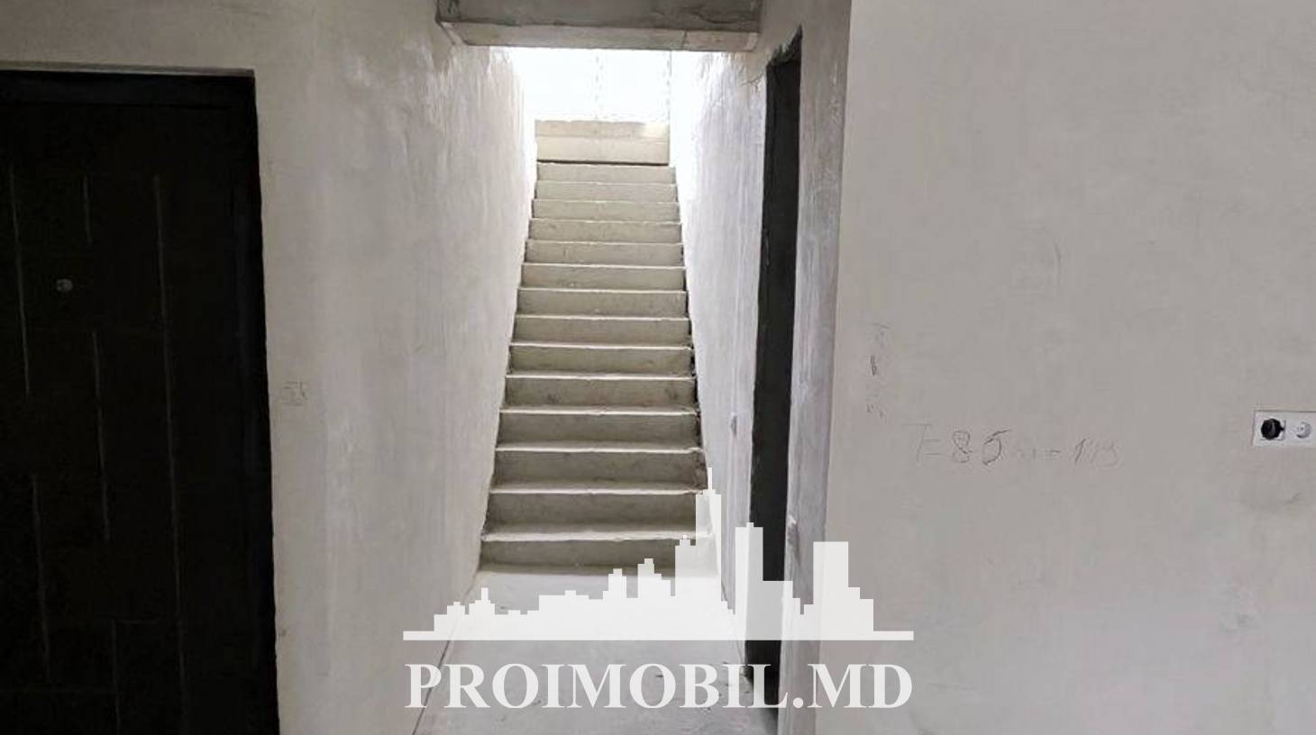 https://images.proimobil.md/XaQ-aoMV30NgewBRMW9aGyq7VNA5H481NTpljDSuVZc/watermark:0.75:so:0:30:0.39/resize:fill:1460:816:1/gravity:ce/bG9jYWw6Ly8vZXN0YXRlL2xyLzY0MDc2MjIxLTcyOTUtNDkxYi05MzQ0LTg2YzYyMWY1MWYwOC5qcGVn
