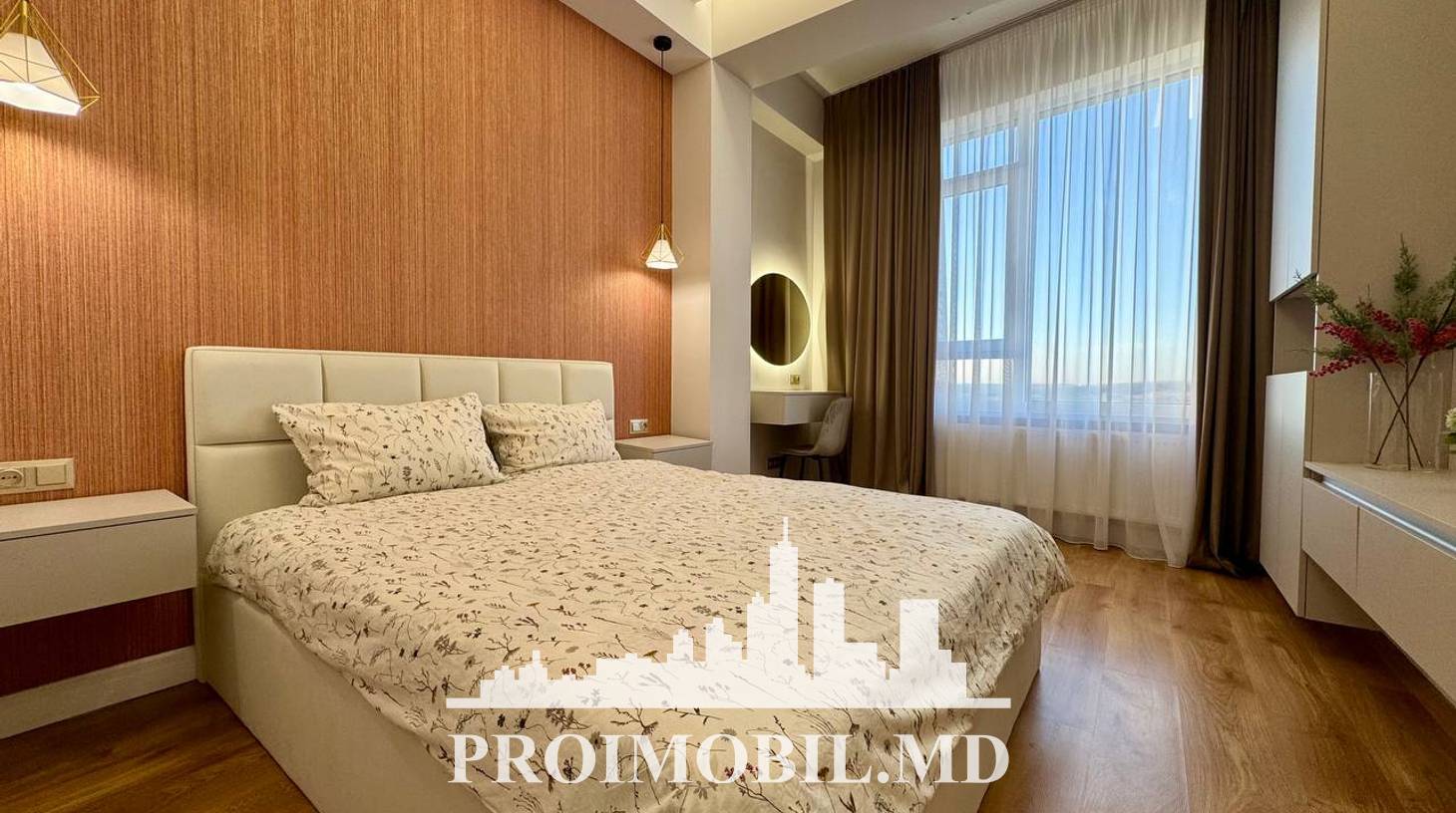 https://images.proimobil.md/Xb9xEnJLfU5_KeKY_S5RyY6v5miVjzFq5M0jimAjfGM/watermark:0.75:so:0:30:0.39/resize:fill:1460:816:1/gravity:ce/bG9jYWw6Ly8vZXN0YXRlL2xyL2JjZjJjMGJjLTJjMjctNGM4MC05MzdlLTljZTJlMWI2NmNhYS5qcGVn