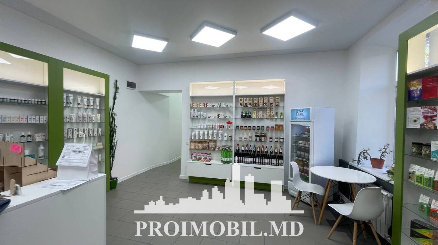 https://images.proimobil.md/XbD0cCkUiwH5w6wcLAxqzFjOepl_HcXj3pa5UyGxfyA/watermark:0.75:so:0:30:0.39/resize:fill:1460:816:1/gravity:ce/bG9jYWw6Ly8vZXN0YXRlL2xyLzk5NTBkMDNhLWYzNTktNGJiMi1iOTljLTVmMDZkMDE3OTJiZS5qcGVn