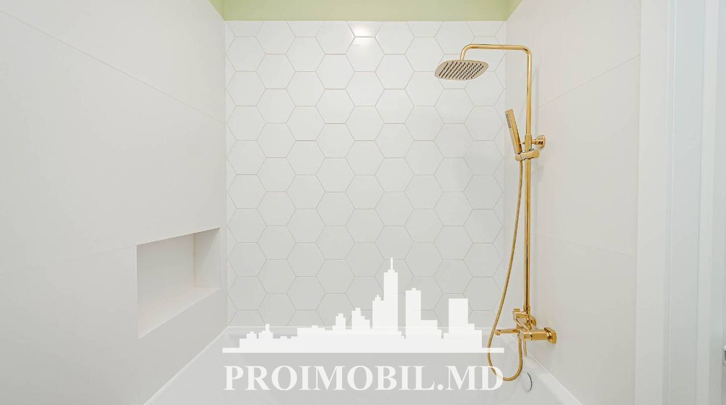https://images.proimobil.md/XfPFjt_o36Md8cD6m4157OJc8Mp2W6ZllmCUIAQKhOg/watermark:0.75:so:0:30:0.39/resize:fill:1460:816:1/gravity:ce/bG9jYWw6Ly8vZXN0YXRlL2xyL2ZjMjczY2YyLWY5ZWMtNDVlMS1hNzQwLWZhMGY0ODgwODdiOS5qcGVn