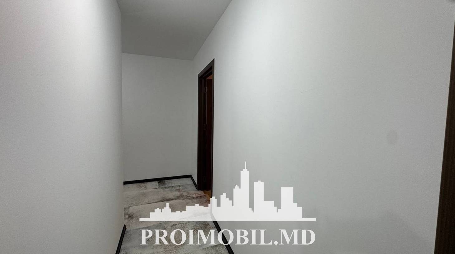 https://images.proimobil.md/XgaAxchC_P1af0kOgT1d9227Wm0UPKT6789kPHVlF-I/watermark:0.75:so:0:30:0.39/resize:fill:1460:816:1/gravity:ce/bG9jYWw6Ly8vZXN0YXRlL2xyLzYyNmZhOGY5LWU5NGEtNGY4ZS1iNWEwLTYzZTI2NDVkOGQ1Ny5qcGVn