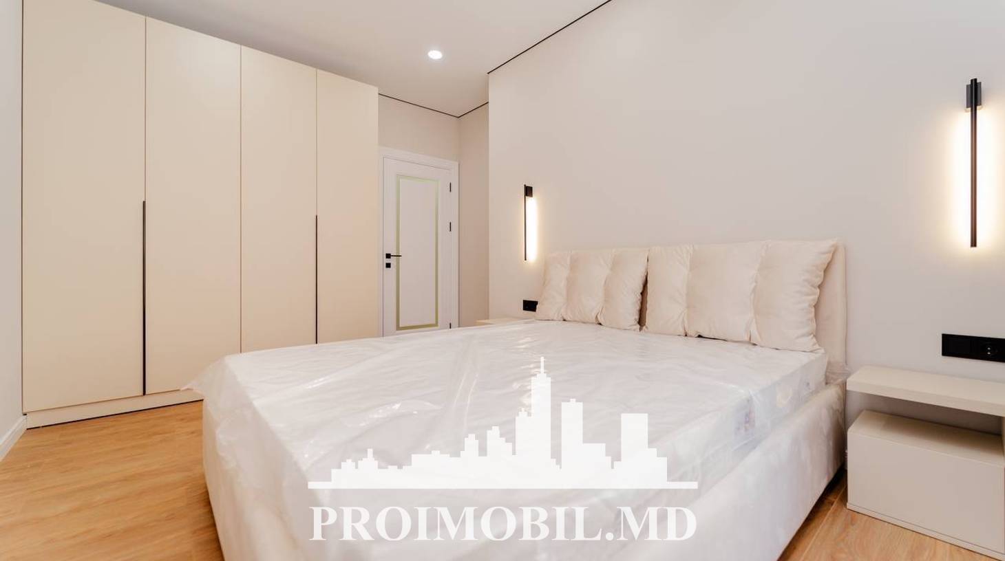 https://images.proimobil.md/XiQjfpIdnP1Zgtv5CsyhyoYb8T9iJe2oC22X05UjNmU/watermark:0.75:so:0:30:0.39/resize:fill:1460:816:1/gravity:ce/bG9jYWw6Ly8vZXN0YXRlL2xyLzQ4NDFjZGZhLTU2ZDEtNDNhNi1hY2VlLTAxYjQ1N2YwN2FjNS5qcGVn