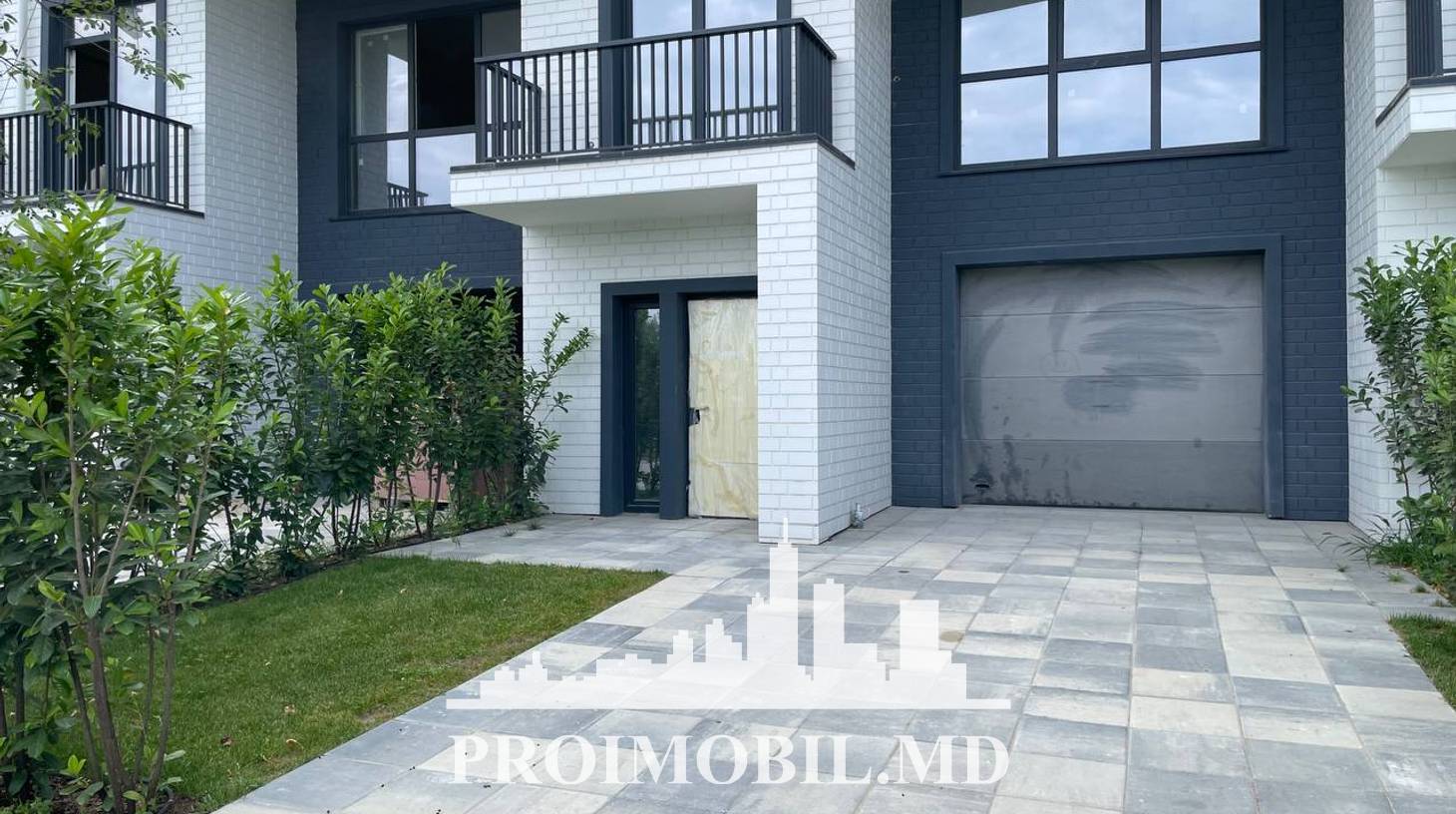 https://images.proimobil.md/Xi_CXYBP78jRe99R6Bi4TQF71T33tKoIXP_yt9Pu7Vo/watermark:0.75:so:0:30:0.39/resize:fill:1460:816:1/gravity:ce/bG9jYWw6Ly8vZXN0YXRlL2xyL2E3MWI1ZWUwLTM1MGYtNDcwMy1hYjRiLTQ2ZDAwODM3ZmMyOC5qcGVn
