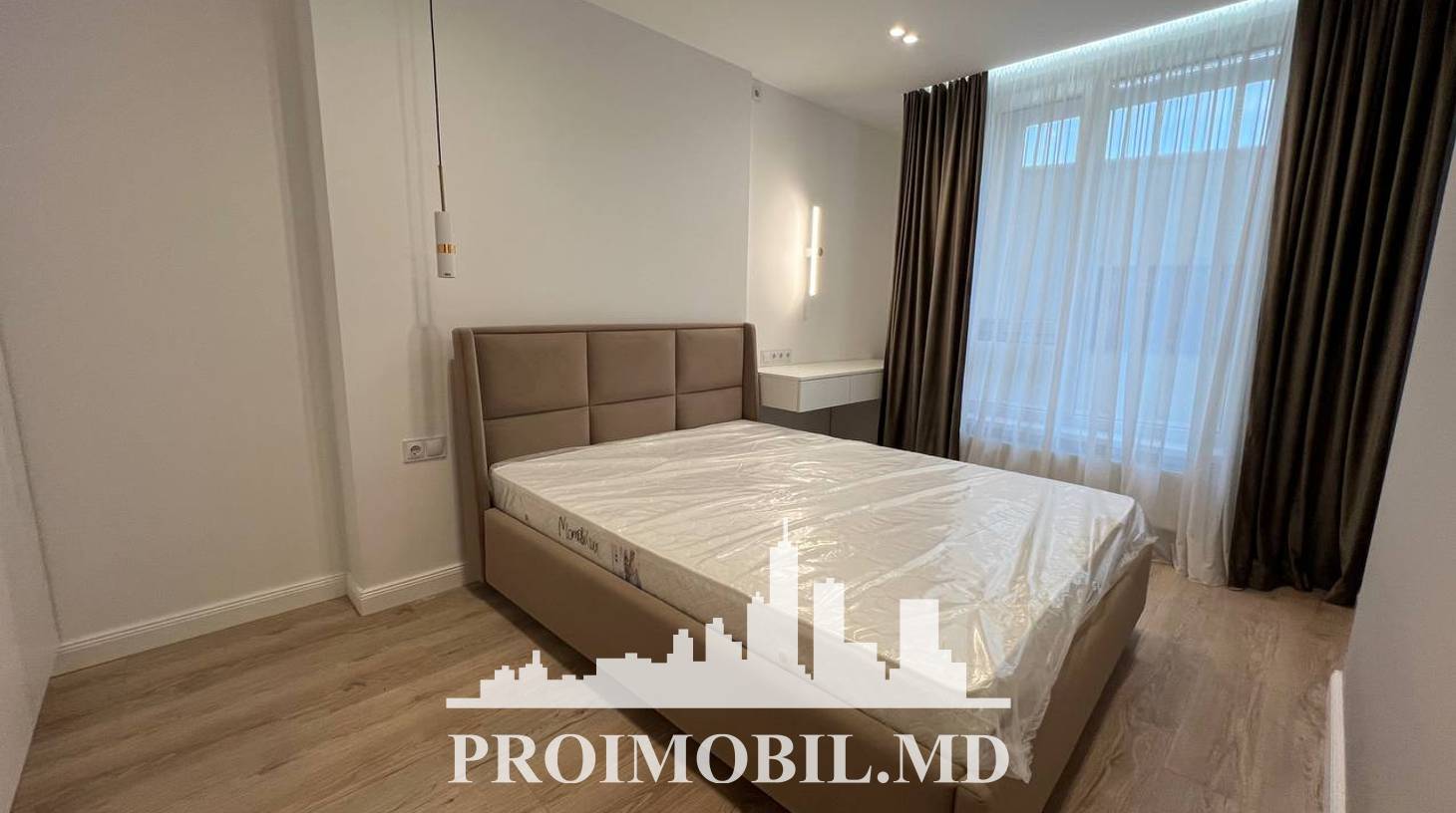 https://images.proimobil.md/XjzXg8p33W1JuzhEzRWkfuWV6SONzpzXLK0CC_zLXGs/watermark:0.75:so:0:30:0.39/resize:fill:1460:816:1/gravity:ce/bG9jYWw6Ly8vZXN0YXRlL2xyL2EwNTlhYWVkLWYxOWMtNDVjOC05OGYxLWRlOGI5MzMxMWQ4Ny5qcGVn