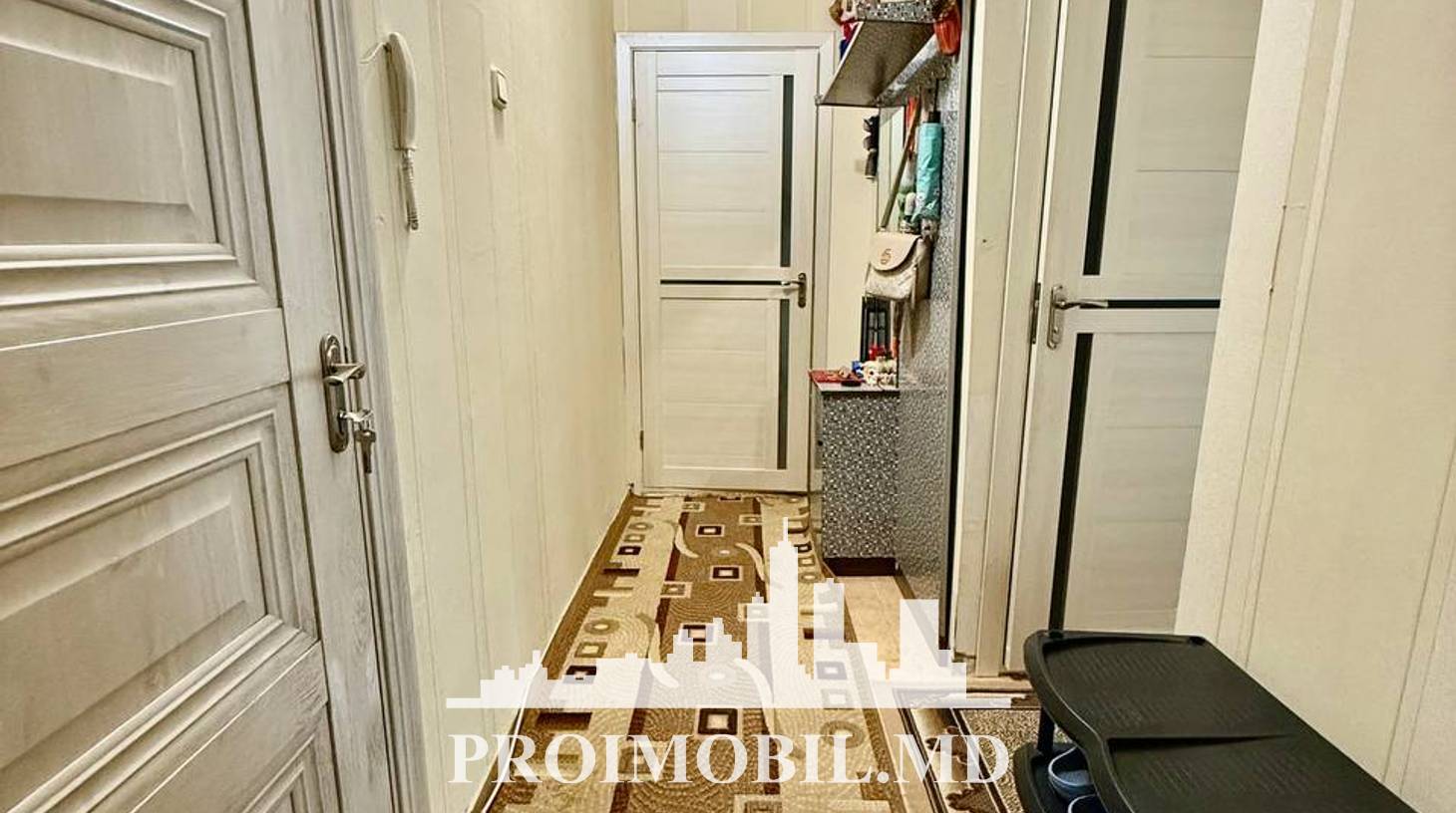 https://images.proimobil.md/XkyLWtG8rhKyMZ2PsjbGqBnu4jCW9vTrv-sQtUdgVA8/watermark:0.75:so:0:30:0.39/resize:fill:1460:816:1/gravity:ce/bG9jYWw6Ly8vZXN0YXRlL2xyLzkyYjI2ZmE3LTY2OWMtNGQ2OC05NDRkLTUwNDhhNzNlYTkxMi5qcGVn