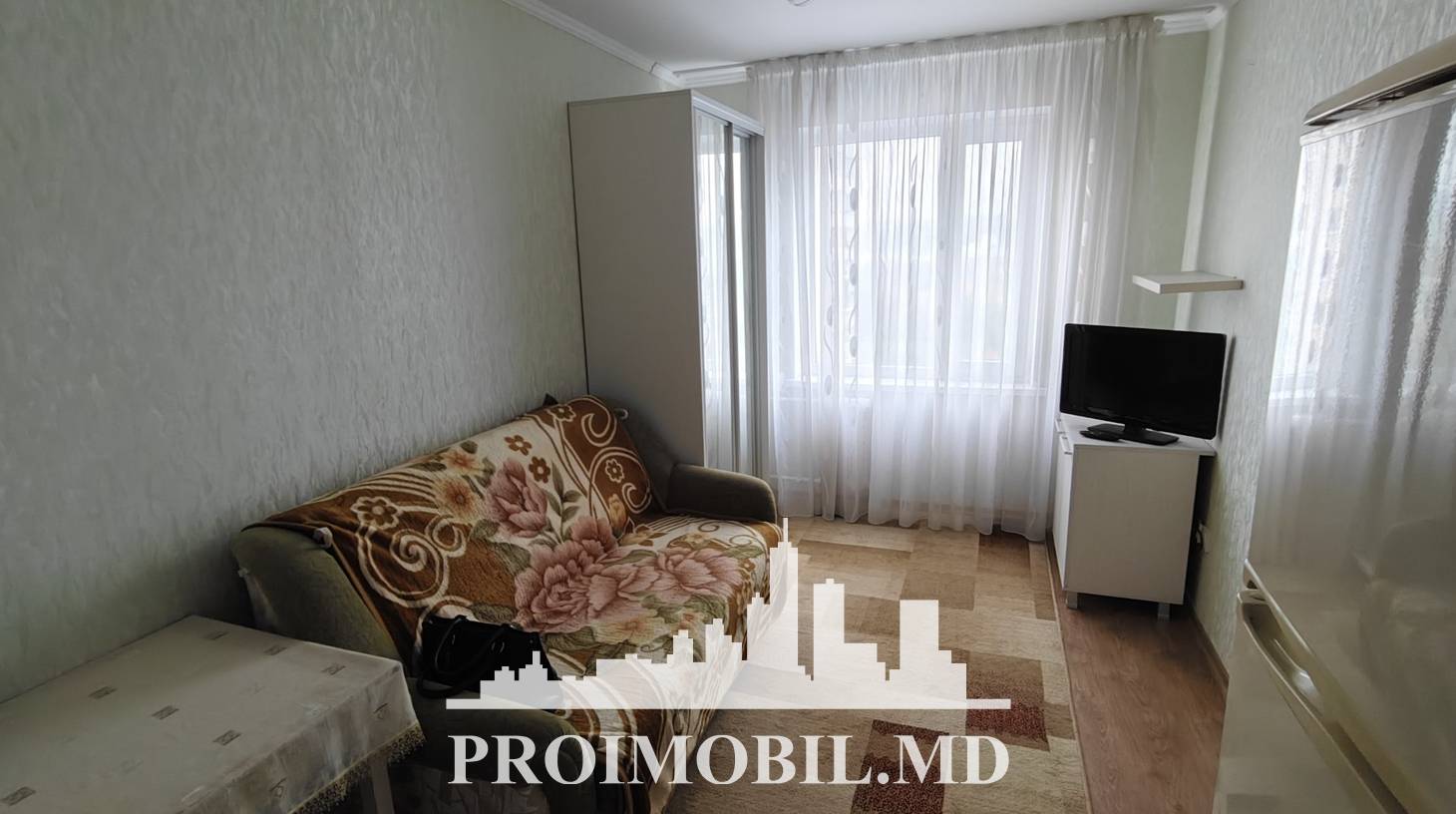 https://images.proimobil.md/Xl4P_ksThuYMbm2XgzbMYDGVrmlm9Iky0tyJdxVJKeg/watermark:0.75:so:0:30:0.39/resize:fill:1460:816:1/gravity:ce/bG9jYWw6Ly8vZXN0YXRlL2xyL2I0Mzc2NGE2LTRkYjItNDM0NC04MzNiLWEzMGMxZDllNjQxOS5qcGVn