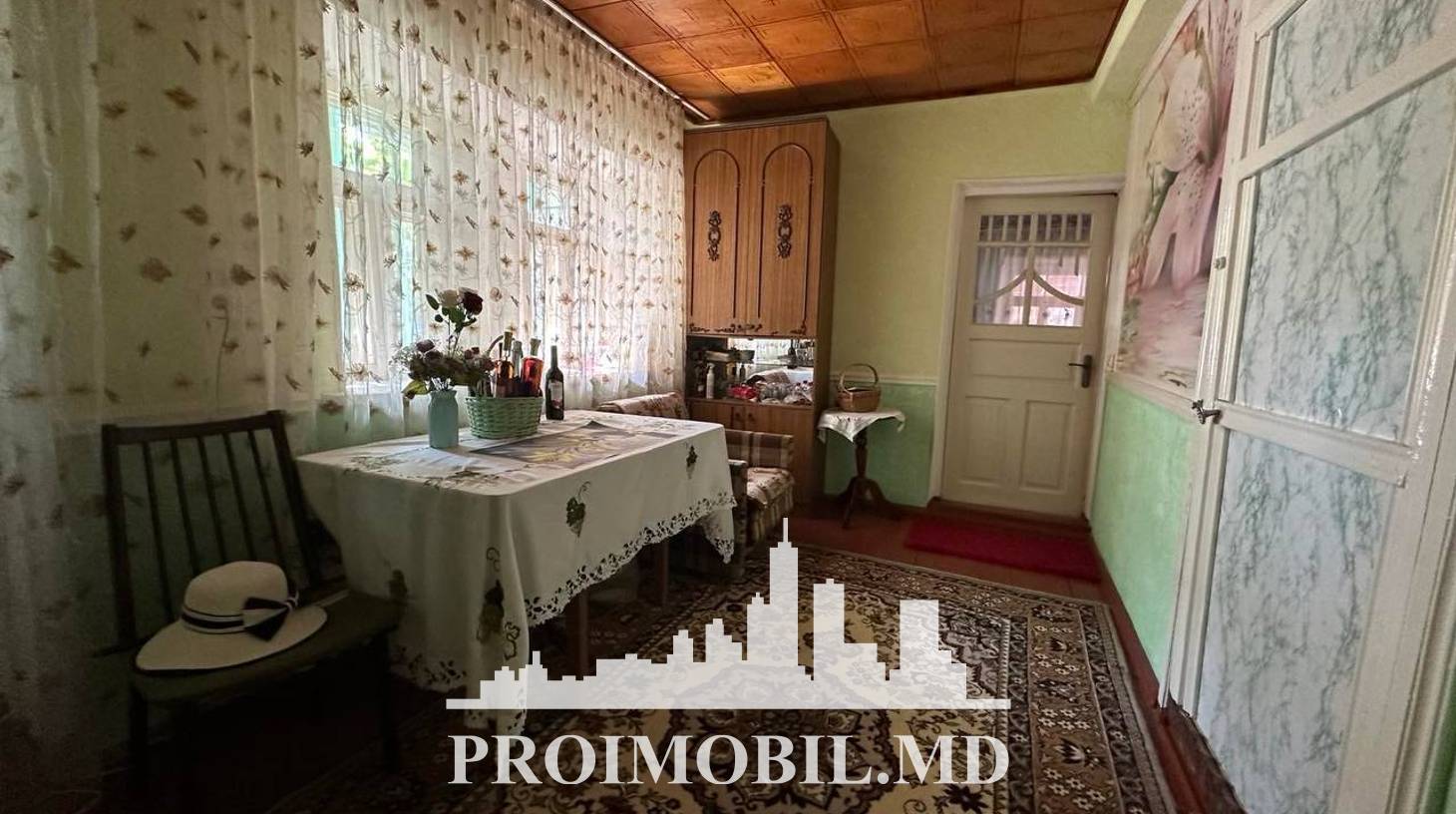 https://images.proimobil.md/XnsURZWQ5U6GhIs8lvTTNZhV5oM9efBM5ePavTibJ-Q/watermark:0.75:so:0:30:0.39/resize:fill:1460:816:1/gravity:ce/bG9jYWw6Ly8vZXN0YXRlL2xyL2NmODc4MGQ5LWQzODEtNDAyZS1hOWI3LTkxOTU0NTUyMjY5OC5qcGVn