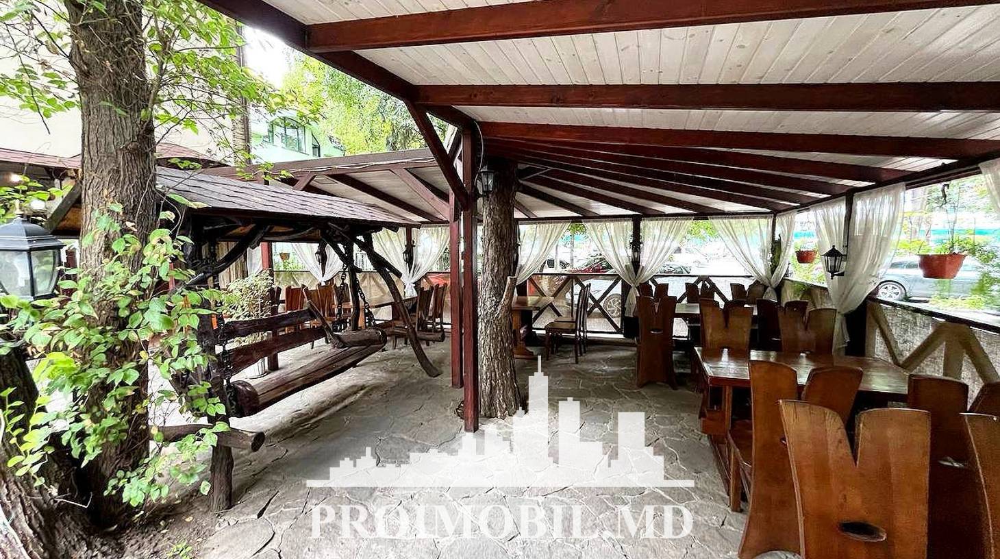 https://images.proimobil.md/Xsuj3JhbyDTKlI3xkeqjL4nGHiu8657zh4NDDv0g5KU/watermark:0.75:so:0:30:0.39/resize:fill:1460:816:1/gravity:ce/bG9jYWw6Ly8vZXN0YXRlL2xyL2Q3MmUxMzM5LTZhM2ItNDJkNy04NGUxLTZmMmY1NWQ0ZmVhMy5qcGVn