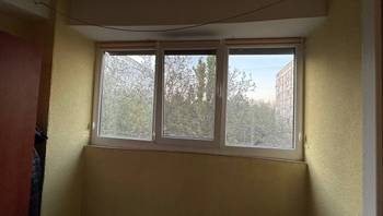 https://images.proimobil.md/XuBZhkxRgep0d0e1LURLNvO106Iq79hxpke51vqFzmI/resize:fill:350:198:1/gravity:ce/bG9jYWw6Ly8vZXN0YXRlL2xyLzZkZTVhN2RhLTQ1ODQtNGMwZi1iYmMxLTZiZWViMGEyNDg4ZC5qcGVn