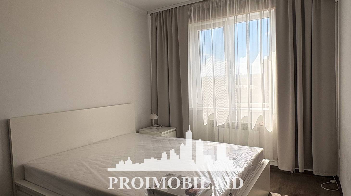 https://images.proimobil.md/XuzleSOVsqN0z5JvJ0mRZ2X022j8wpE6BiF3IwDo3UU/watermark:0.75:so:0:30:0.39/resize:fill:1460:816:1/gravity:ce/bG9jYWw6Ly8vZXN0YXRlL2xyL2E5NjE3YjFlLTZlYjctNDVmOS05Y2E1LWU1Y2EzNmNkMzJjYi5qcGVn