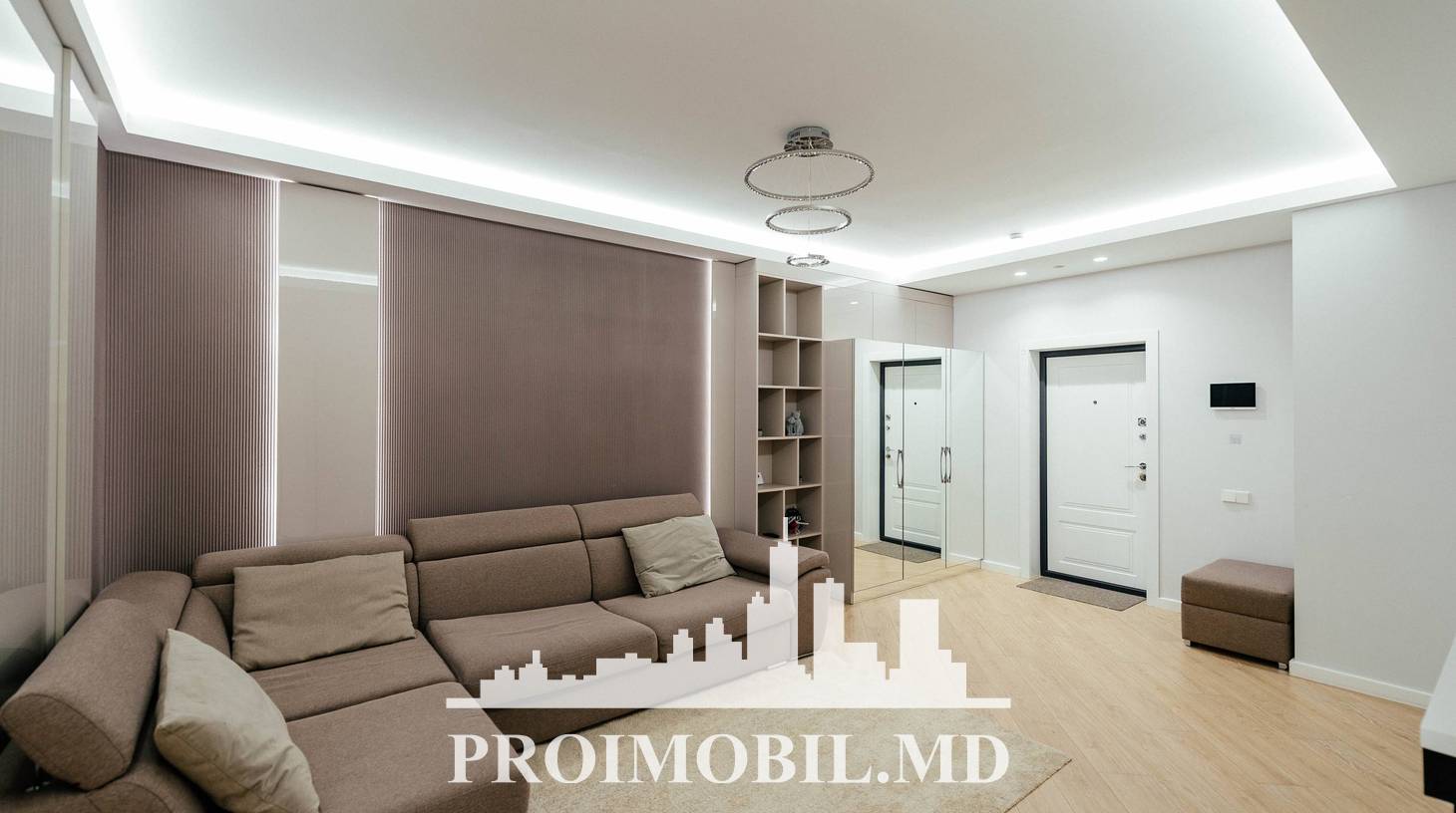https://images.proimobil.md/XwoonvK5ZybFH032I35oDsn_NRfzCAM7wUmbzrVgZEI/watermark:0.75:so:0:30:0.39/resize:fill:1460:816:1/gravity:ce/bG9jYWw6Ly8vZXN0YXRlL2xyL2I4YTI0MjIzLWU0YmYtNGMzYS04YWVlLTRhYzM3YjRmYWU5OS5qcGVn