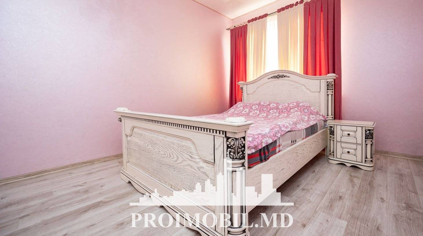 https://images.proimobil.md/XxdL7fw-hjwh5aMOUM4GrADITpRbjqDGaXIlKAM8v2I/watermark:0.75:so:0:30:0.39/resize:fill:1460:816:1/gravity:ce/bG9jYWw6Ly8vZXN0YXRlL2xyL2JlZDBmYTQ3LTEwOTctNDI3NS1iYjhiLWM3Yzc1NjRkMzk4Ny5qcGVn