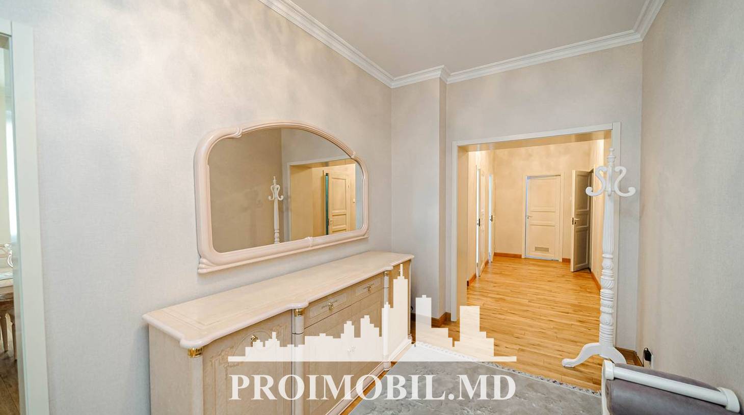 https://images.proimobil.md/Y-WCsGp5Fi69A9DYkJluXvXPIj-PTVI94OwwnMQk7Ew/watermark:0.75:so:0:30:0.39/resize:fill:1460:816:1/gravity:ce/bG9jYWw6Ly8vZXN0YXRlL2xyLzZiNWVmOTQzLTM4NTEtNDY4MS1hMWM3LTY4MjU4NjZmNTRiYi5qcGVn