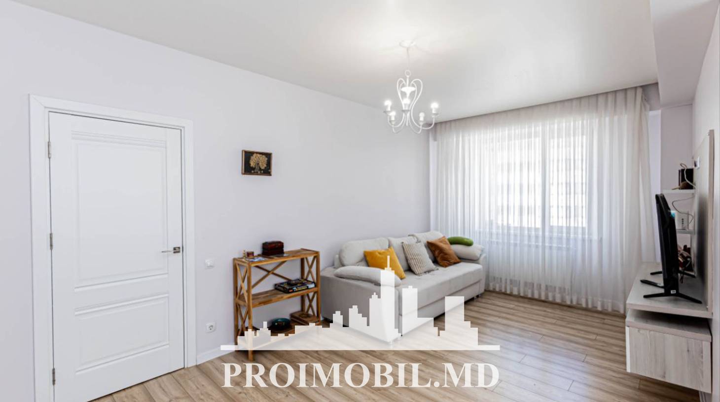 https://images.proimobil.md/Y9p0rK8D9HK4mdxnN1mZ52wmi2jxsGyK3P10jjoSGKo/watermark:0.75:so:0:30:0.39/resize:fill:1460:816:1/gravity:ce/bG9jYWw6Ly8vZXN0YXRlL2xyLzIyMGEzNTZhLTI1NzctNDE5Yy1hZTZlLWIxN2I3OWJjZDgxNC5qcGVn