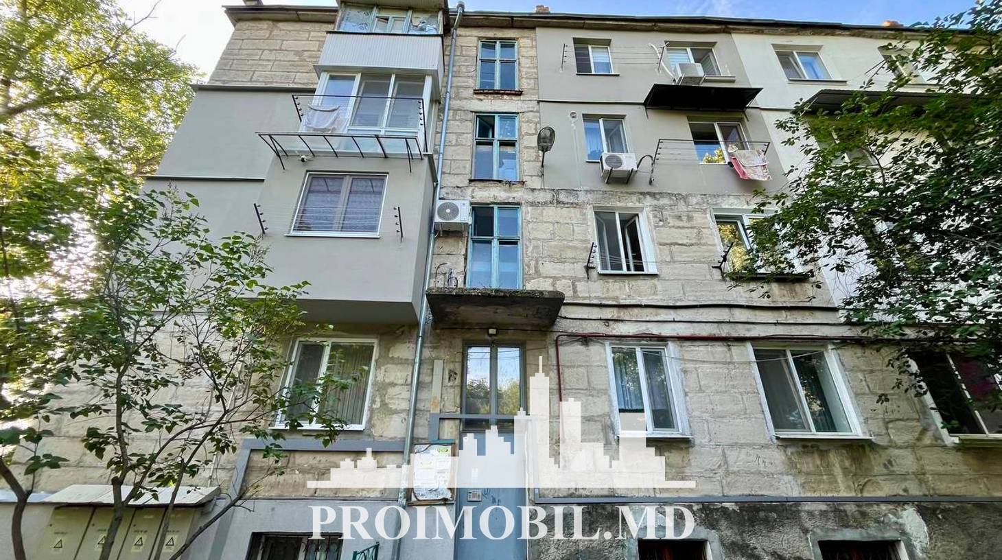 https://images.proimobil.md/YEmgVsZz-Pcv7GD3CQMCEUszFctovHzhAzMwrytYNmw/watermark:0.75:so:0:30:0.39/resize:fill:1460:816:1/gravity:ce/bG9jYWw6Ly8vZXN0YXRlL2xyLzk2NThhNTAzLTRhYzktNDcxMS04MTBkLWQ5MjhlNDJlN2EyZC5qcGVn