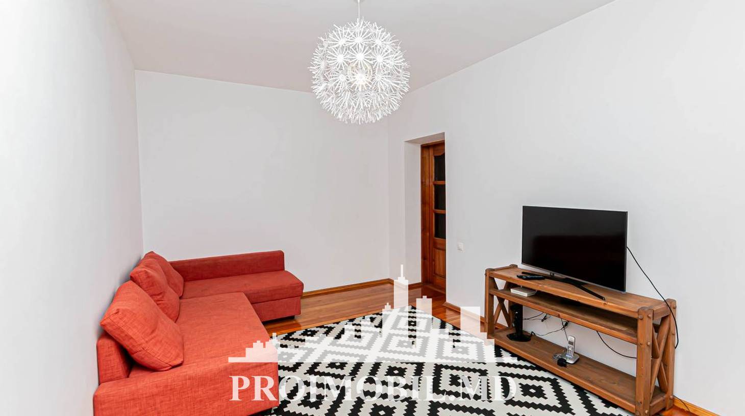 https://images.proimobil.md/YFXWg6obOlaC3BqES8Ij8RzAsPk5y0ww3Gz6Mk8o2Fc/watermark:0.75:so:0:30:0.39/resize:fill:1460:816:1/gravity:ce/bG9jYWw6Ly8vZXN0YXRlL2xyLzI4YTQzZDczLTMyZTQtNDhjNC04ZmI1LTgzZjQ4Y2Y1M2EzNi5qcGVn
